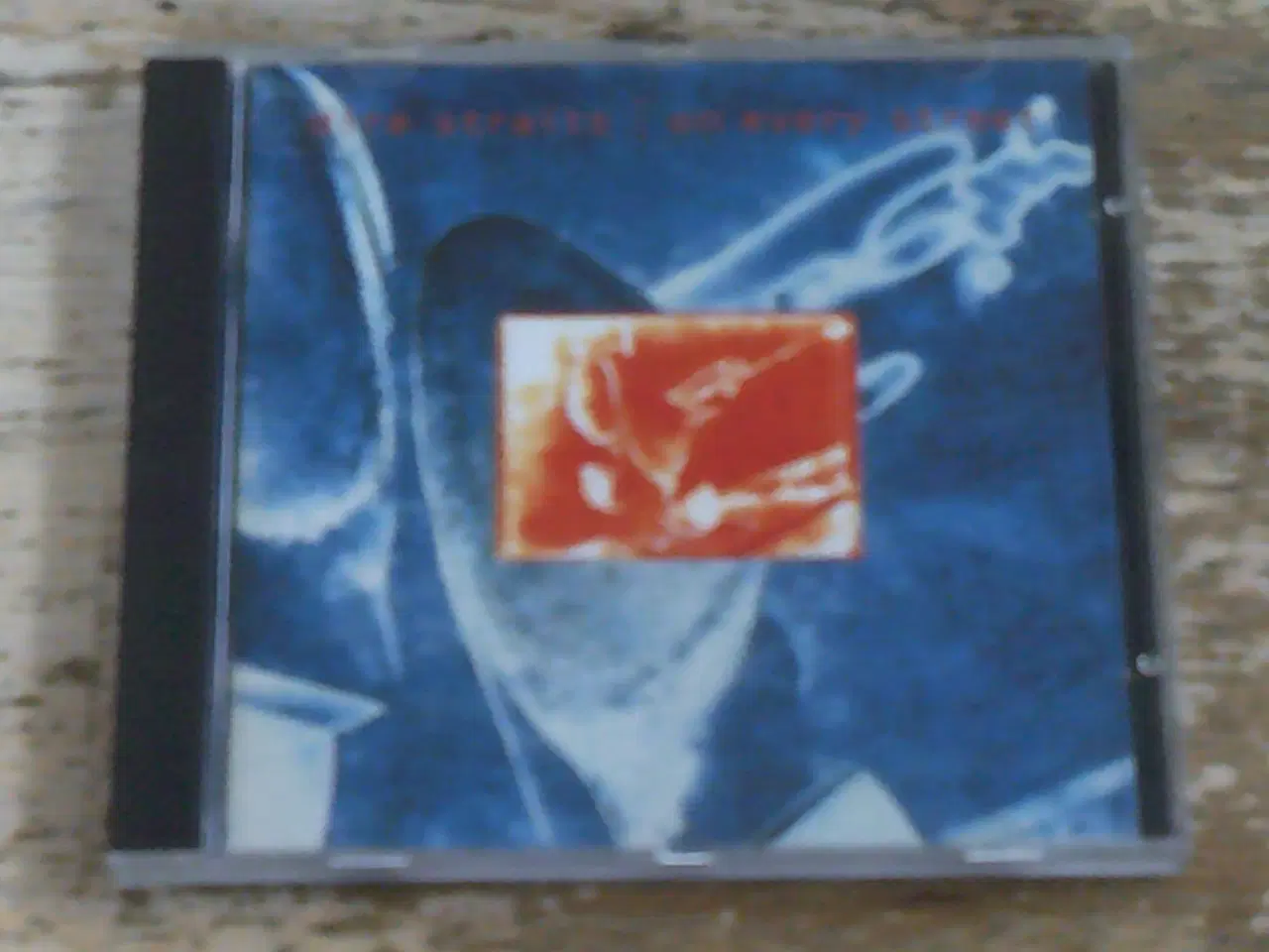 Billede 1 - DIRE STRAITS - ON EVERY STREET