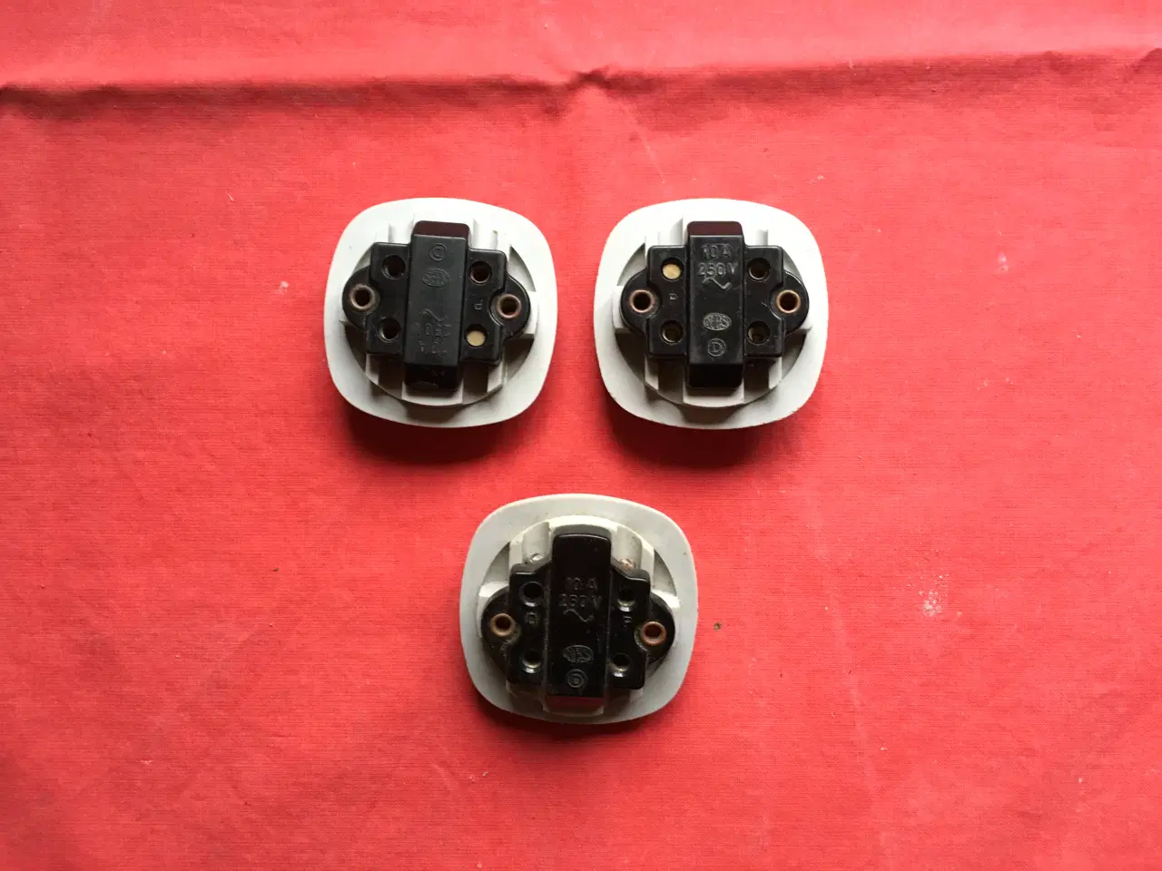 Billede 2 - Afbrydere fra NES, korrespondance.