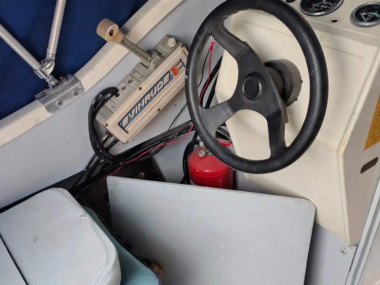 Billede 10 - Kabinbåd med trailer og påhængsmotor 