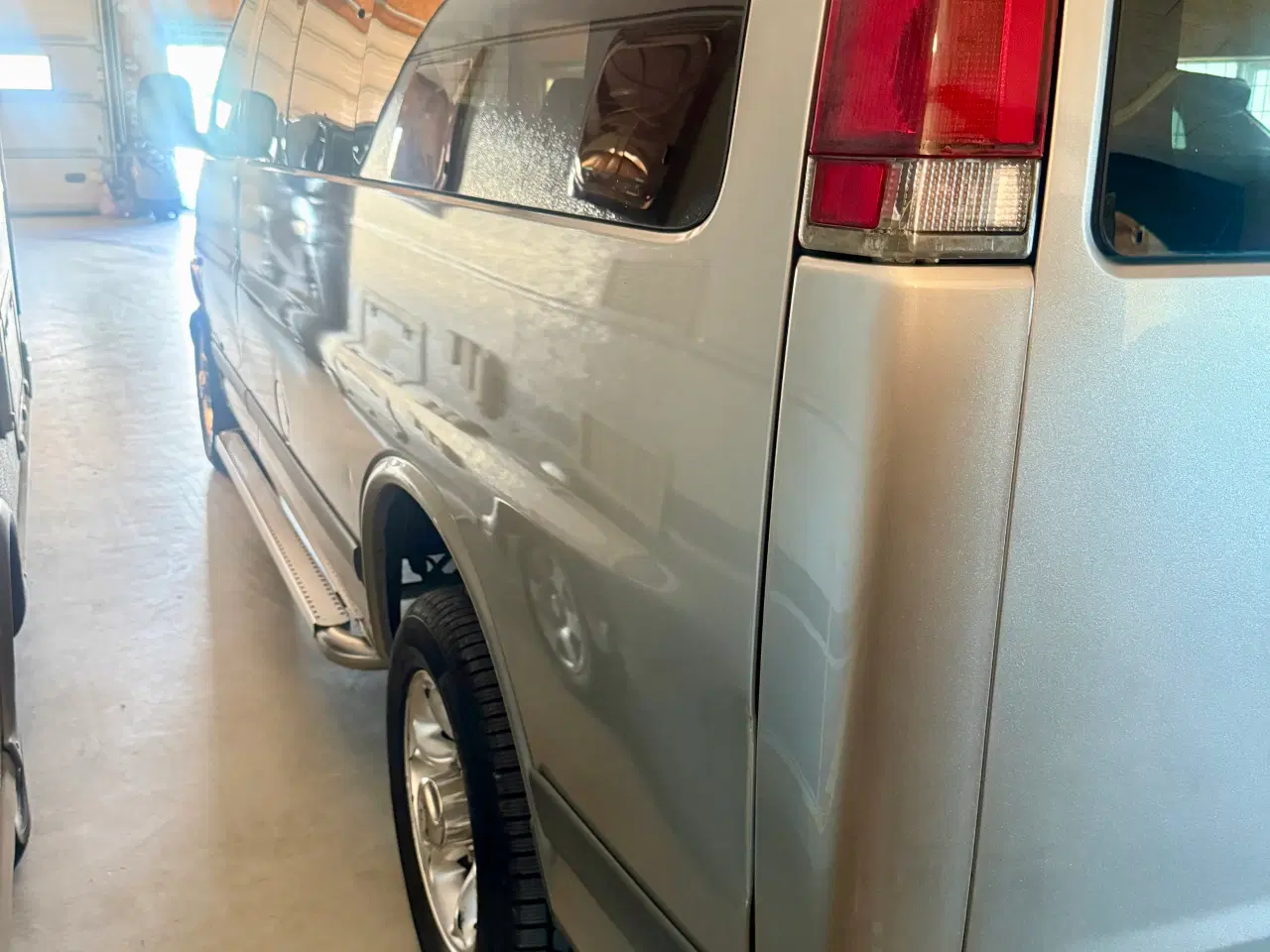 Billede 4 - Chevrolet Express Van – V8 Diesel – Aut. gear