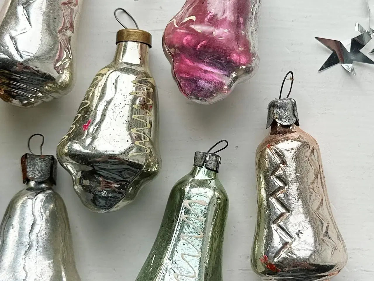 Billede 4 - Vintage julekugler, metalliske klokker, 7 stk samlet