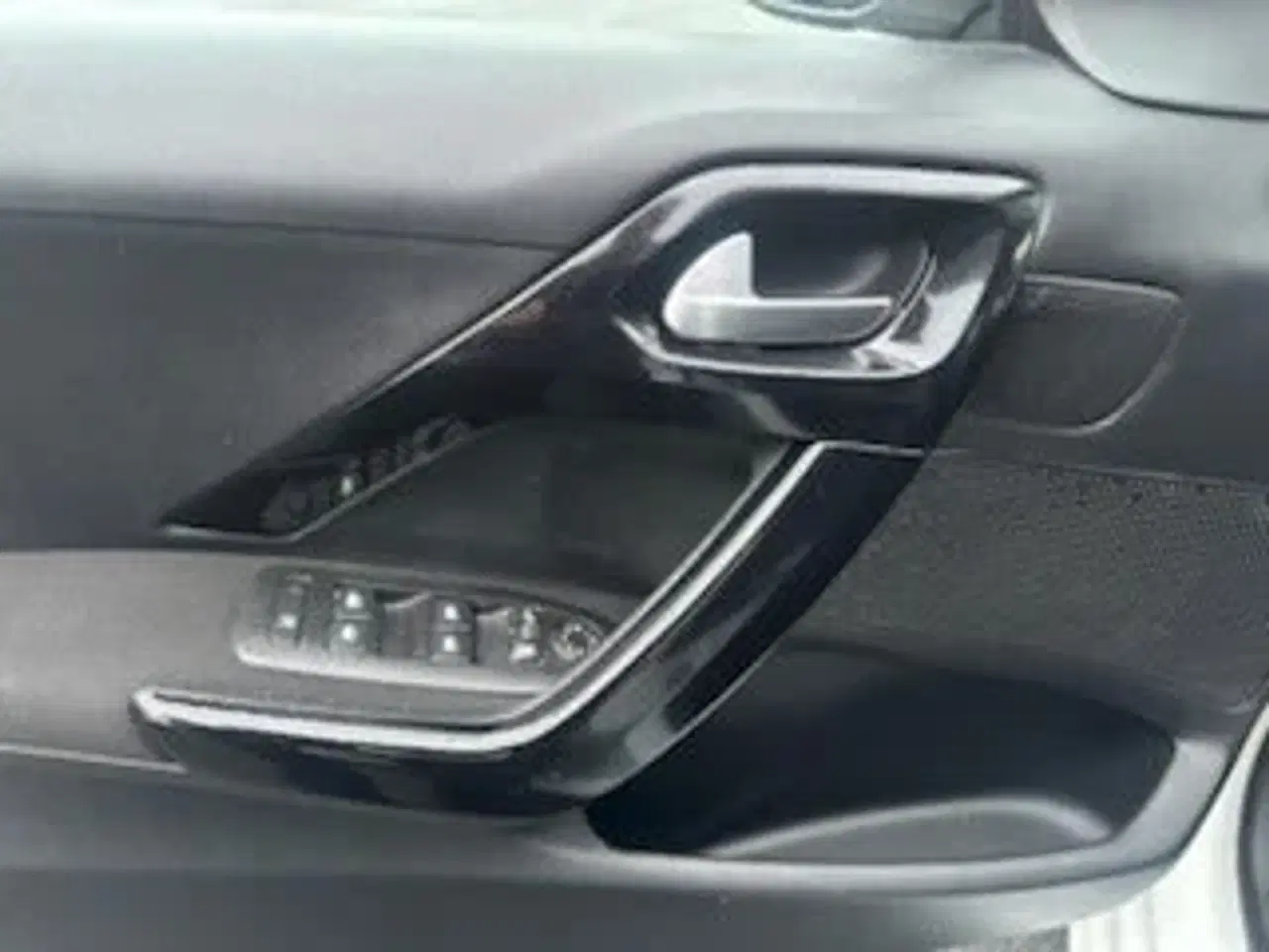 Billede 5 - Peugeot 208 1,6 BlueHDi 100 Chili Sky