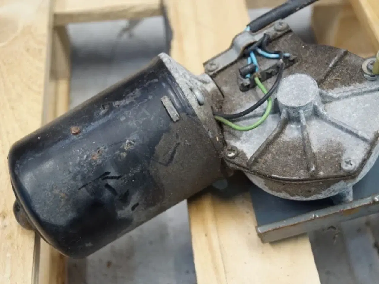 Billede 12 - Fendt 8350 Viskemotor 45080042