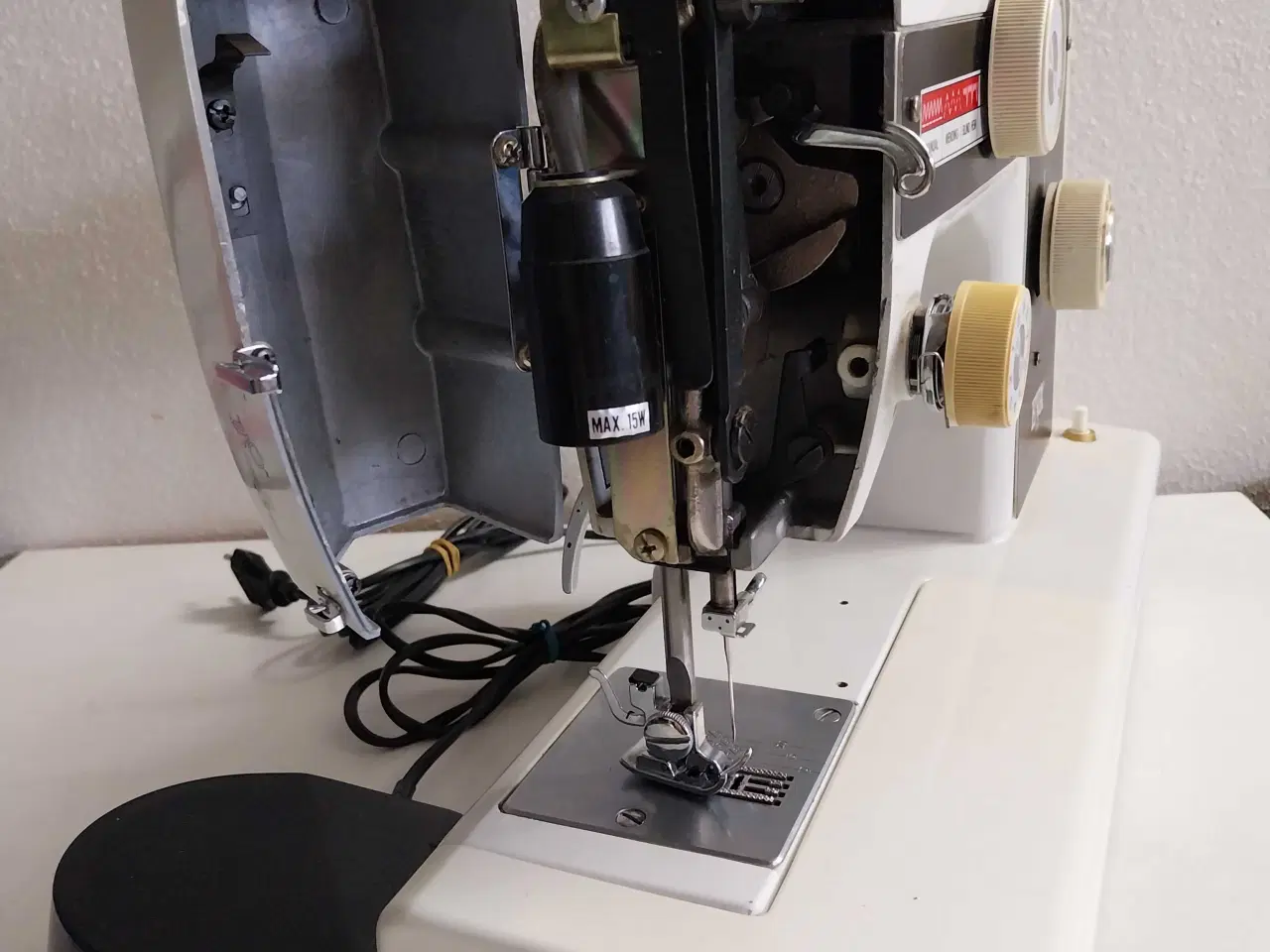 Billede 13 - Symaskine Eva 1322