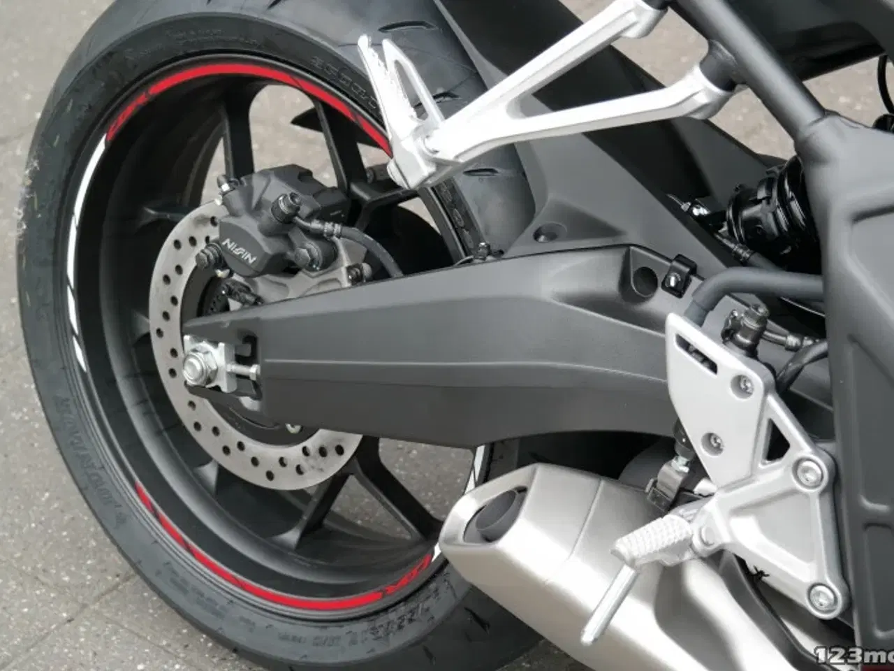 Billede 9 - Honda CBR 650 RC MC-SYD BYTTER GERNE 5 ÅRS FABRIKS GARANTI