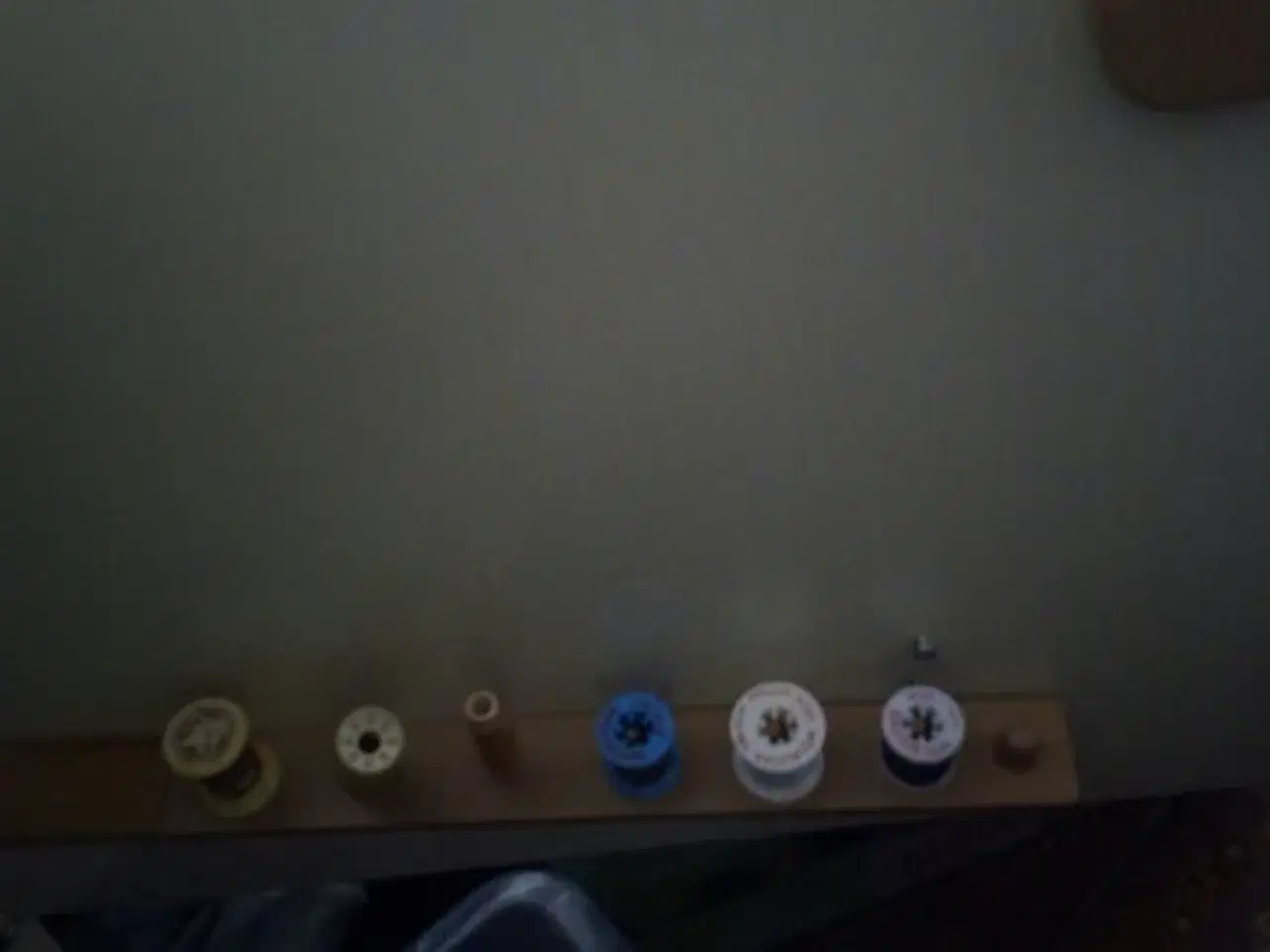 Billede 4 - Singer 1425 Symaskine med bord