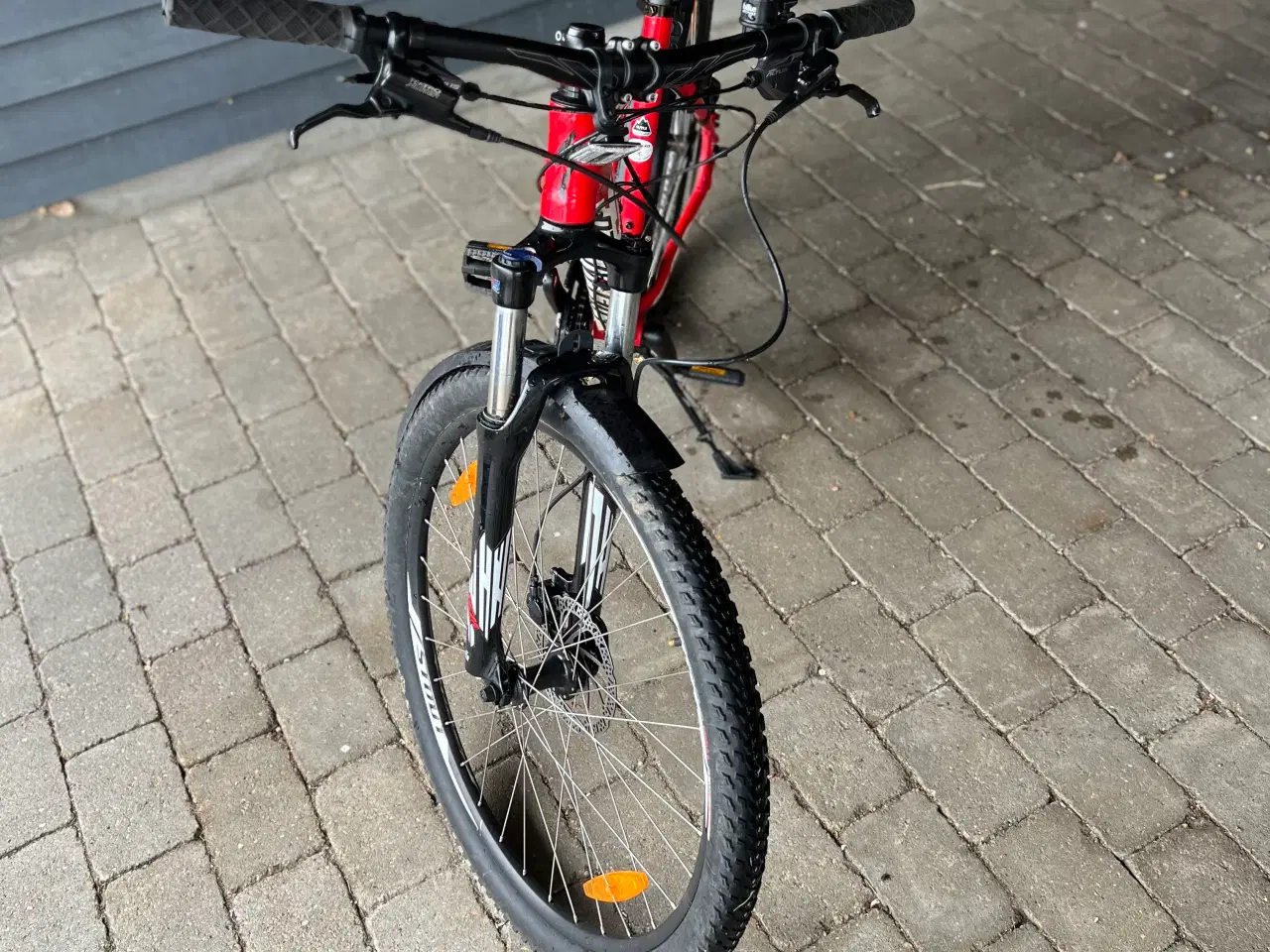 Billede 3 - Drenge MTB Cykel (SPECIALIZED)