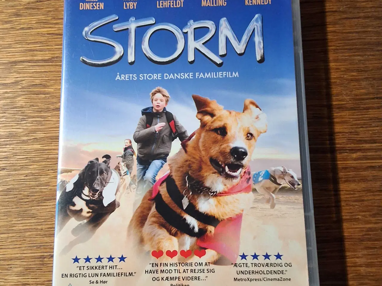 Billede 1 - STORM DVD-familiefilm med dansk tale og tekst 