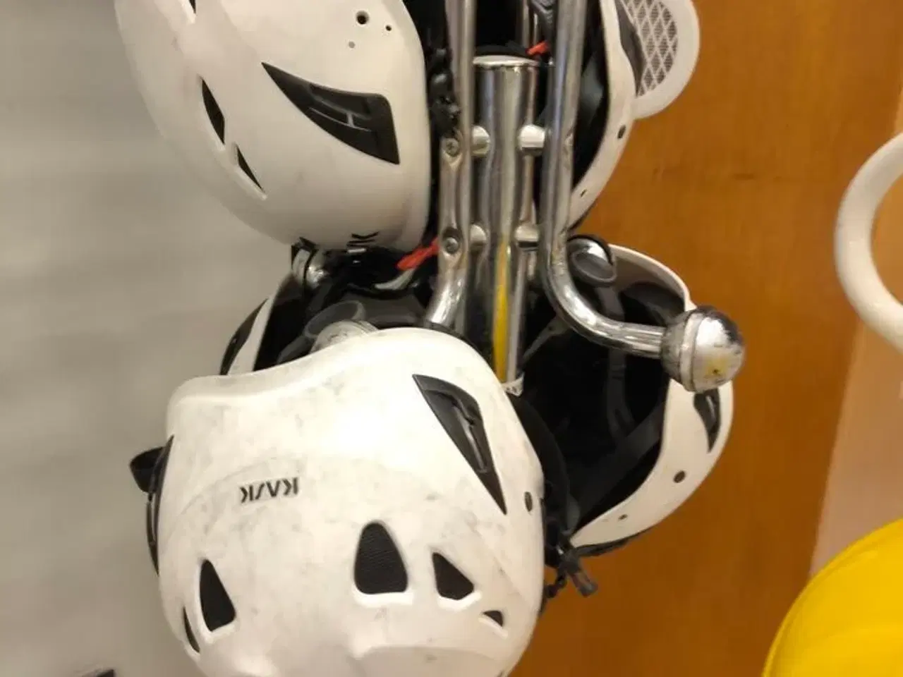 Billede 4 - Sikkerhedshjelme med stumtjener