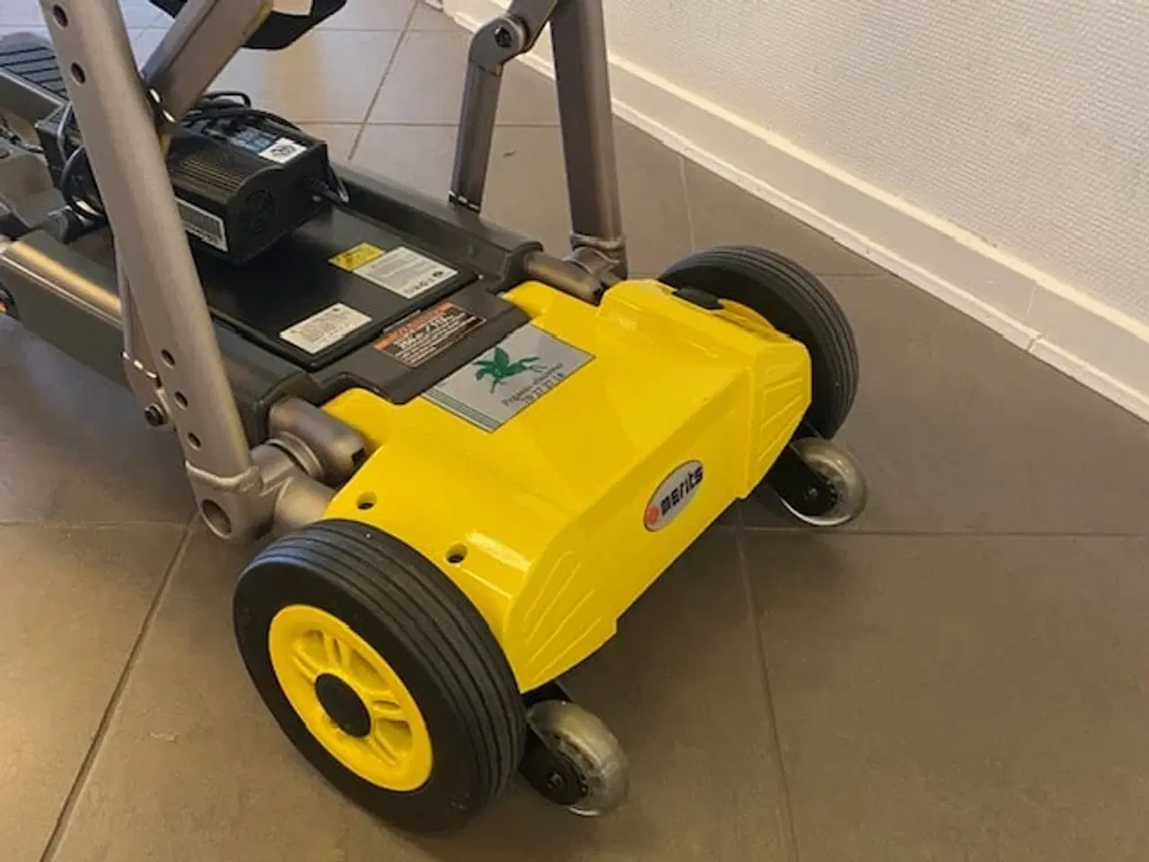 Billede 3 - Brugt Colibri foldbar El-scooter – SID3917