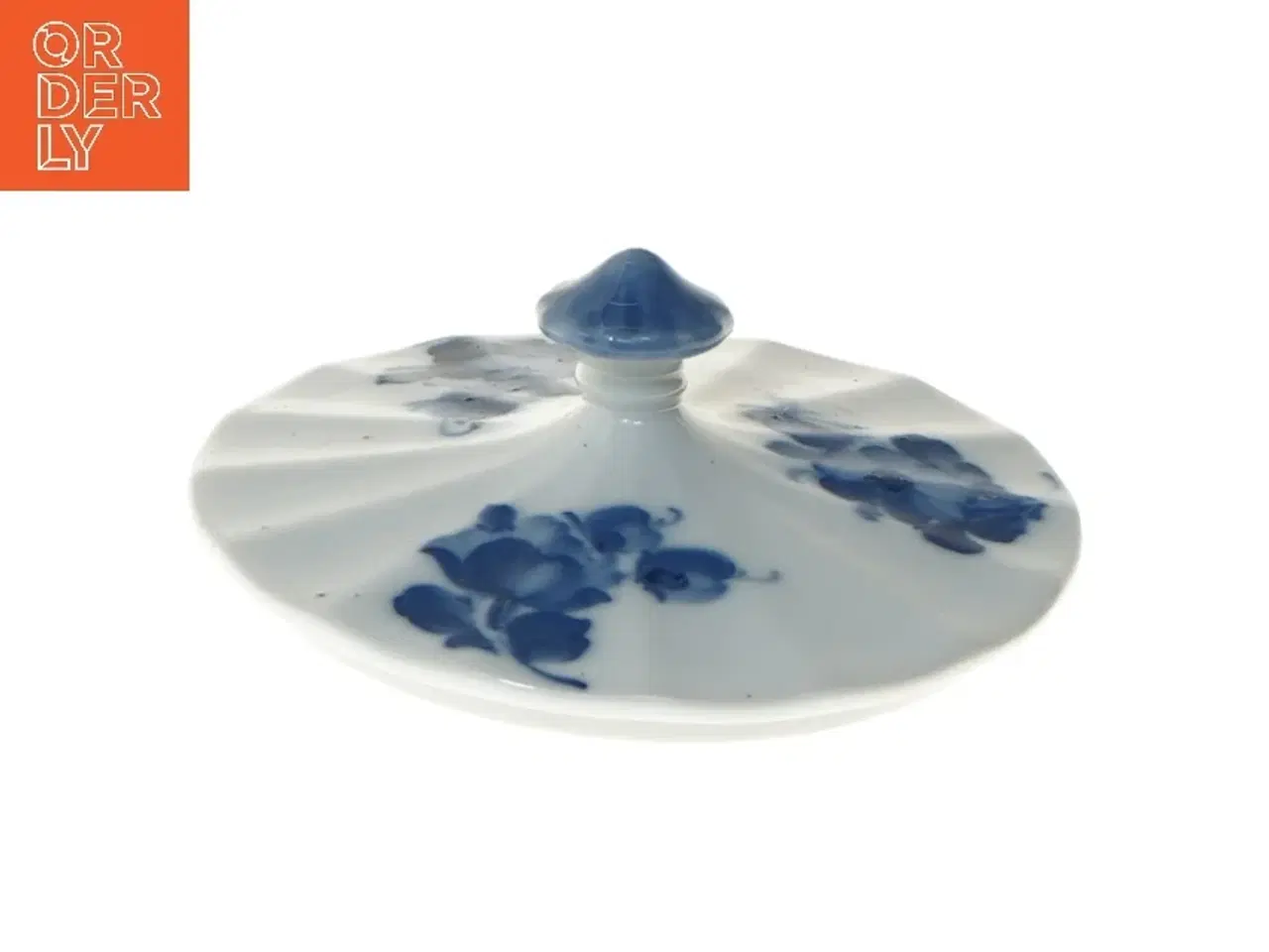 Billede 2 - Porcelæns låg med blåt blomstermønster fra Royal Copenhagen (str. 11,5 cm)