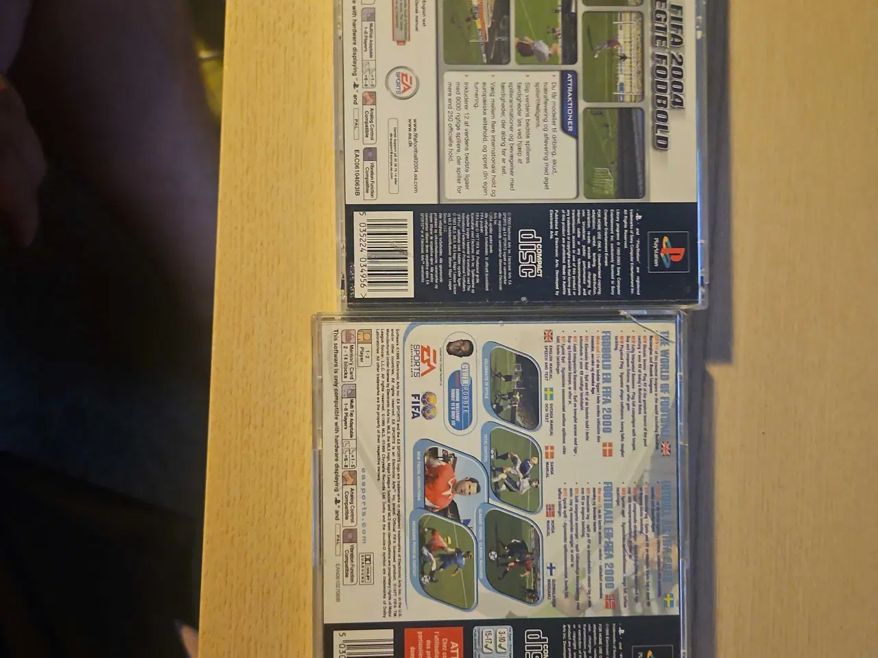 Billede 5 - Fifa 2000 og 2004 ps spil