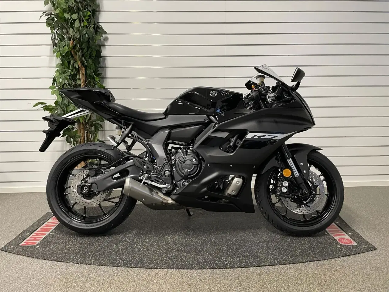 Billede 1 - Yamaha R7 Midnight Black