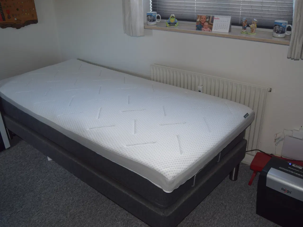 Billede 2 - Elevationsseng m. topmadras