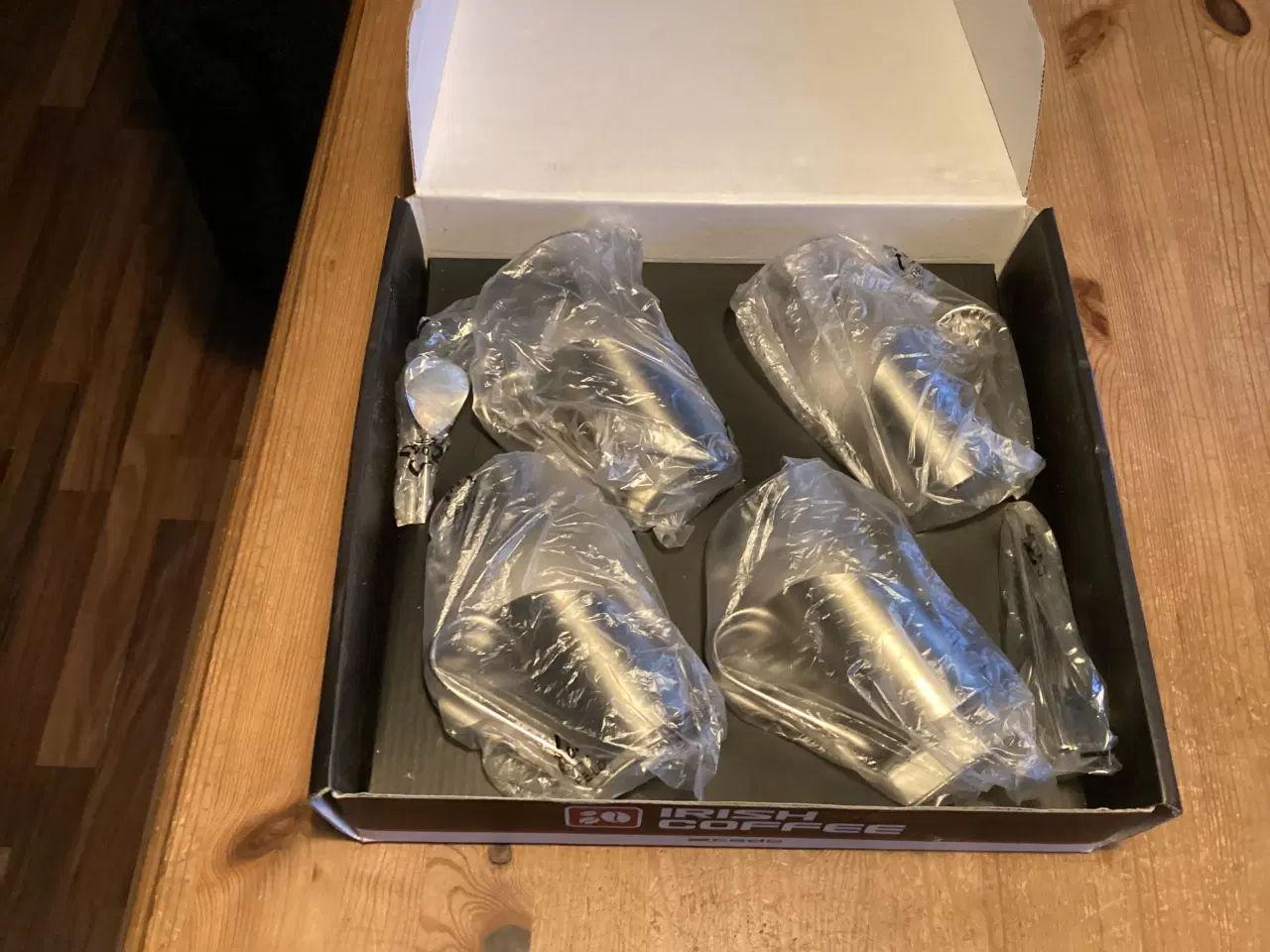 Billede 2 - Masser af Nye Ting.