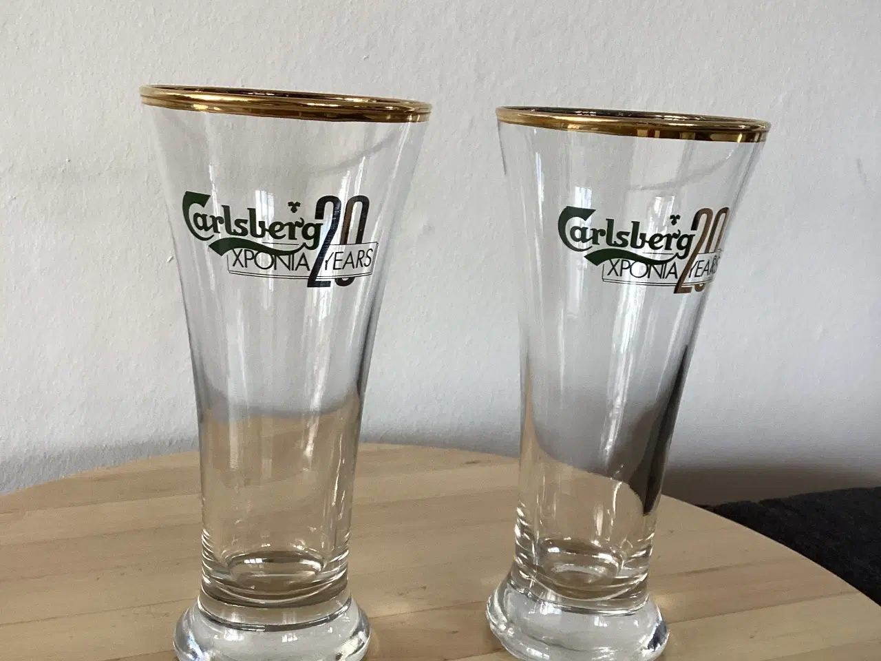 Billede 1 - 2 Carlsberg jubilæums glas 20 år på Cypern 