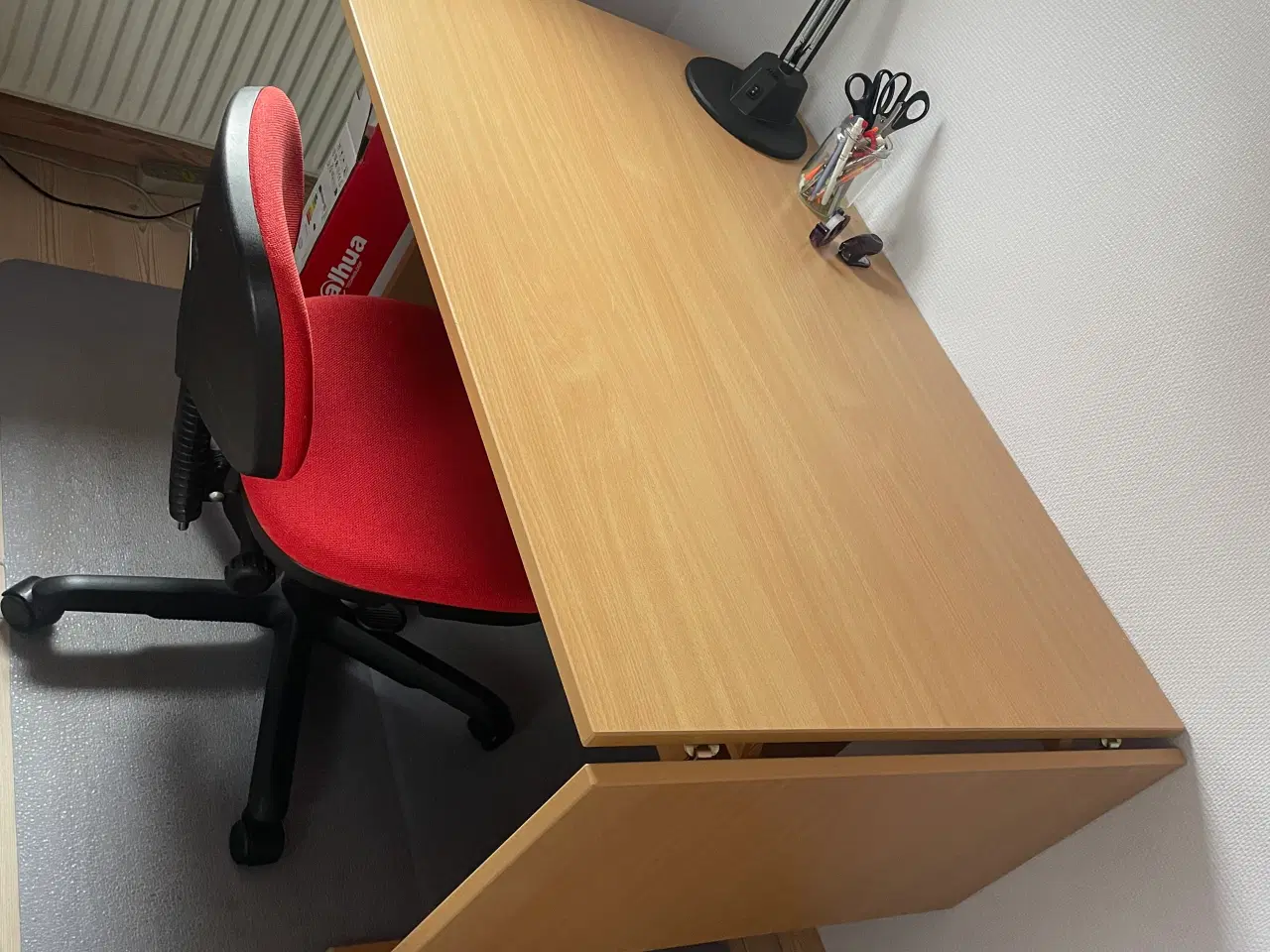 Billede 1 - Spisebord i fin stand