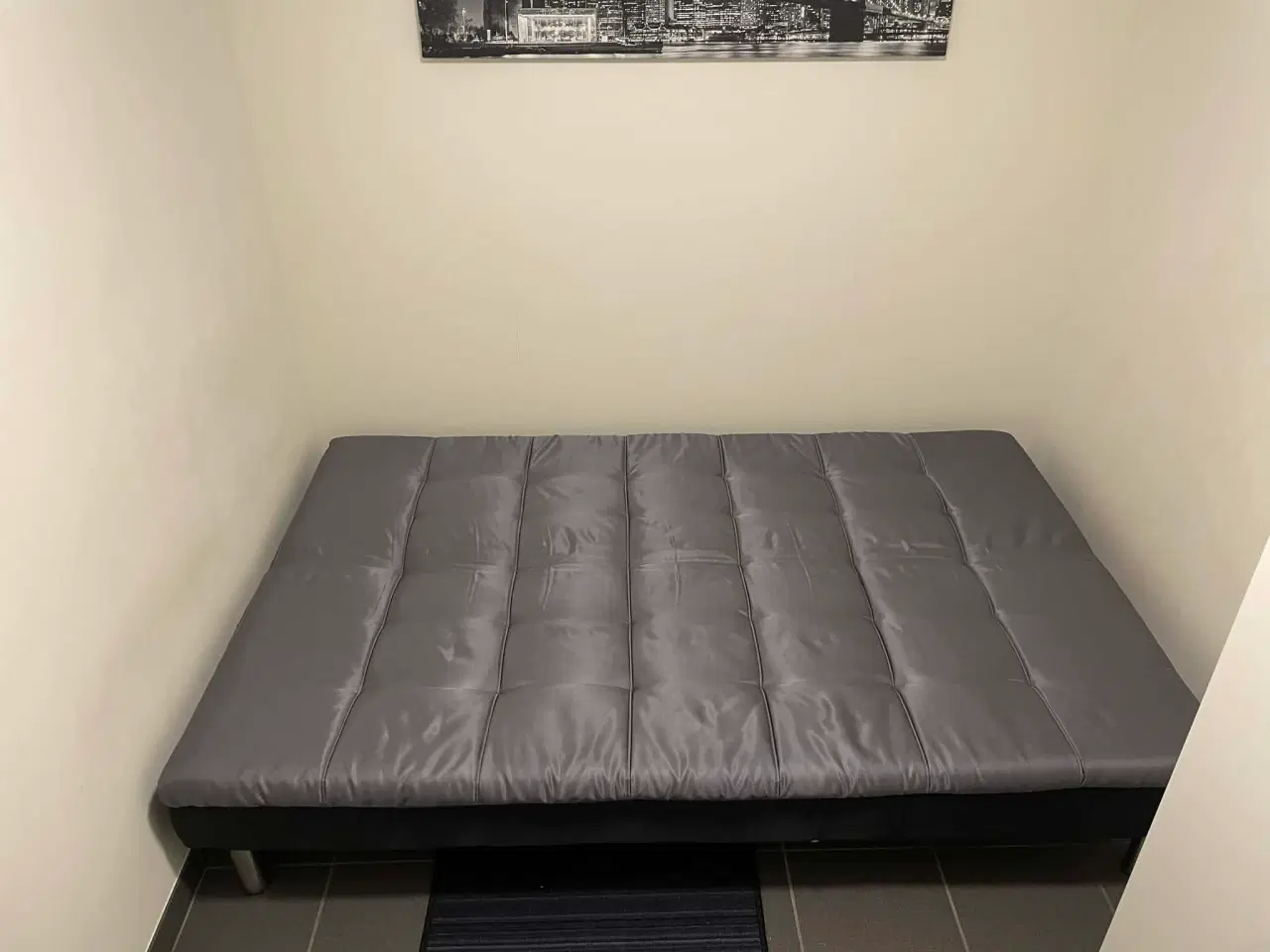 Billede 2 - God og velholdt futon, mest brugt som sofa.