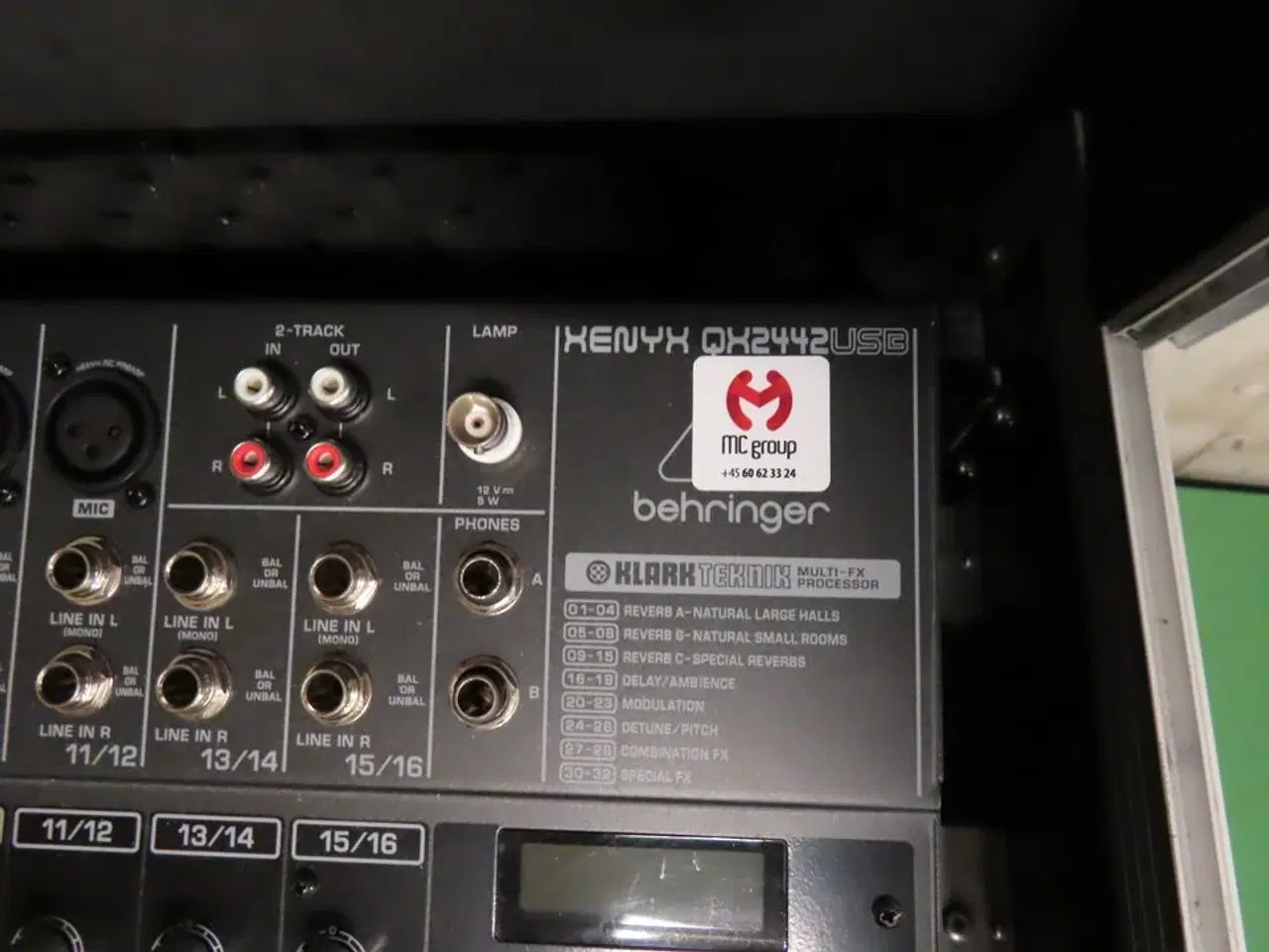 Billede 9 - Mixerpult BEHRINGER XENUX QX2442USB samt flightcase
