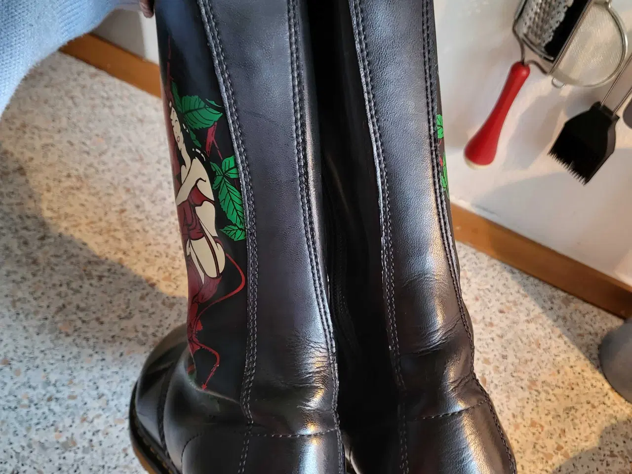 Billede 11 - Pin-up limited edition Dr. Martens