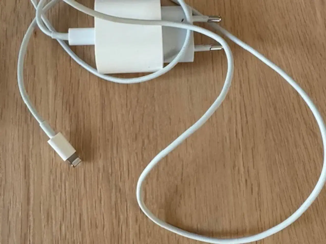 Billede 1 - Ladekabel med Adapter til  Iphone 12-13-14