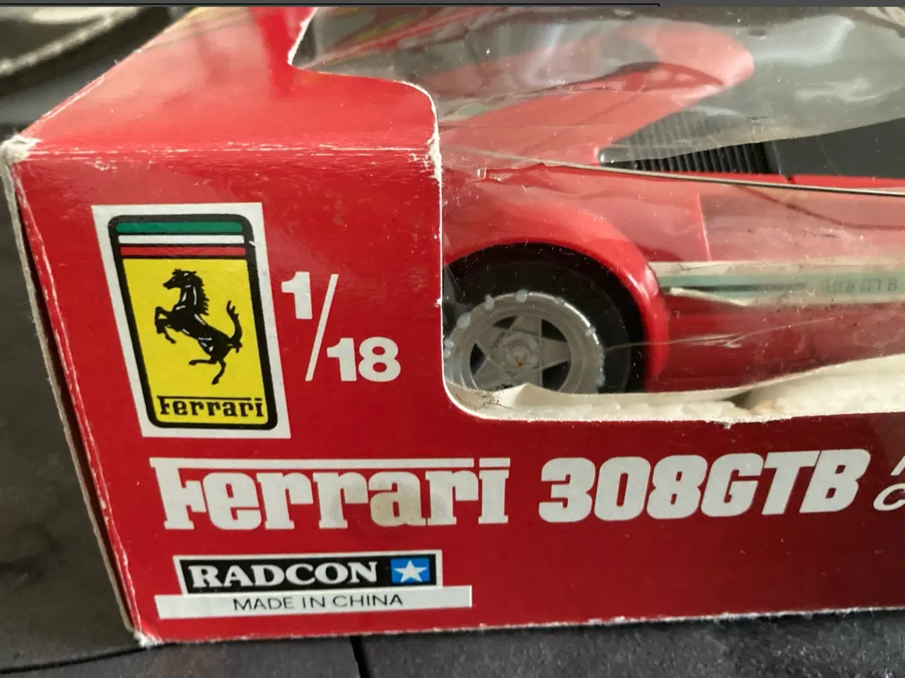 Billede 3 - Ny tilstand, Sælger en 1/18-skala Ferrari