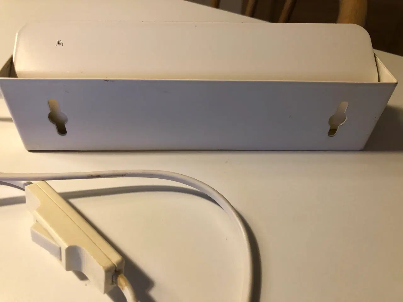 Billede 5 - Ældre retro model væglampe/sengelampe