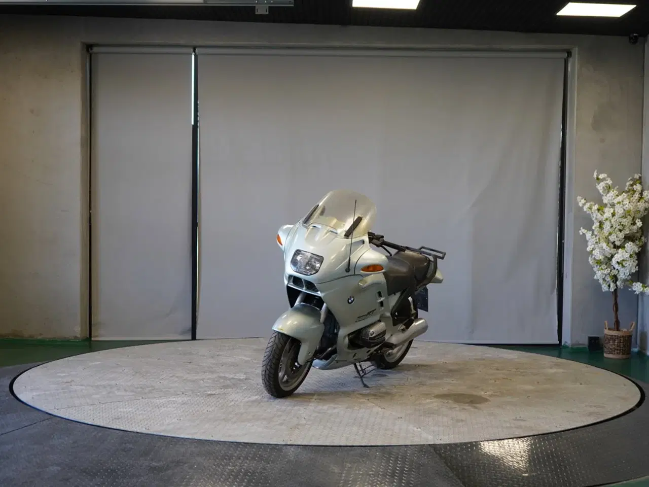 Billede 1 - BMW RT1100 – KLASSISK TOURING PÅ AUKTION