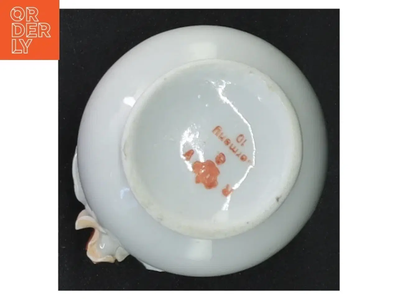 Billede 3 - Porcelænsvase med blomsterdekoration (str. 7 cm)