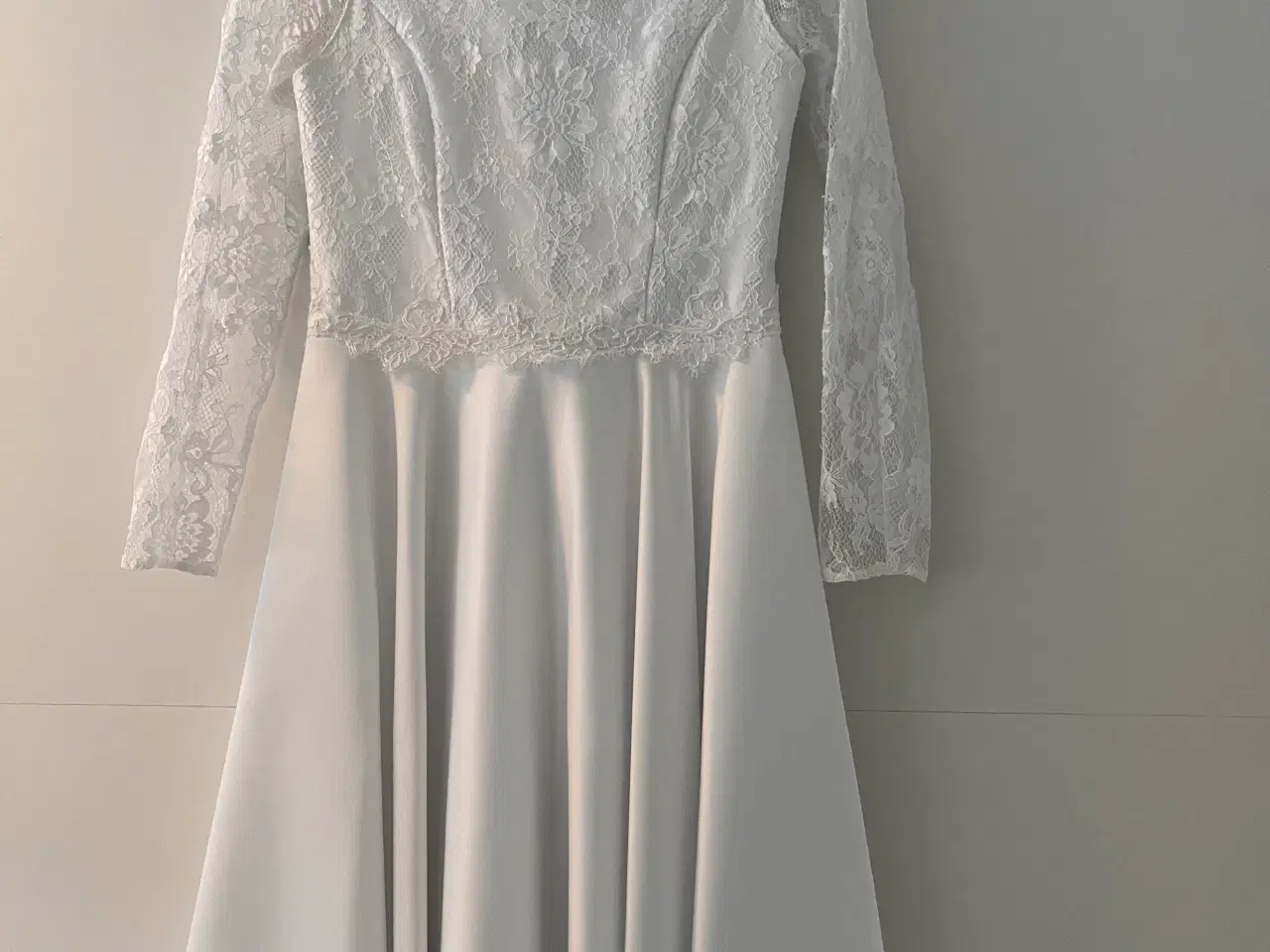 Billede 4 - Flot konfirmationskjole str. 36