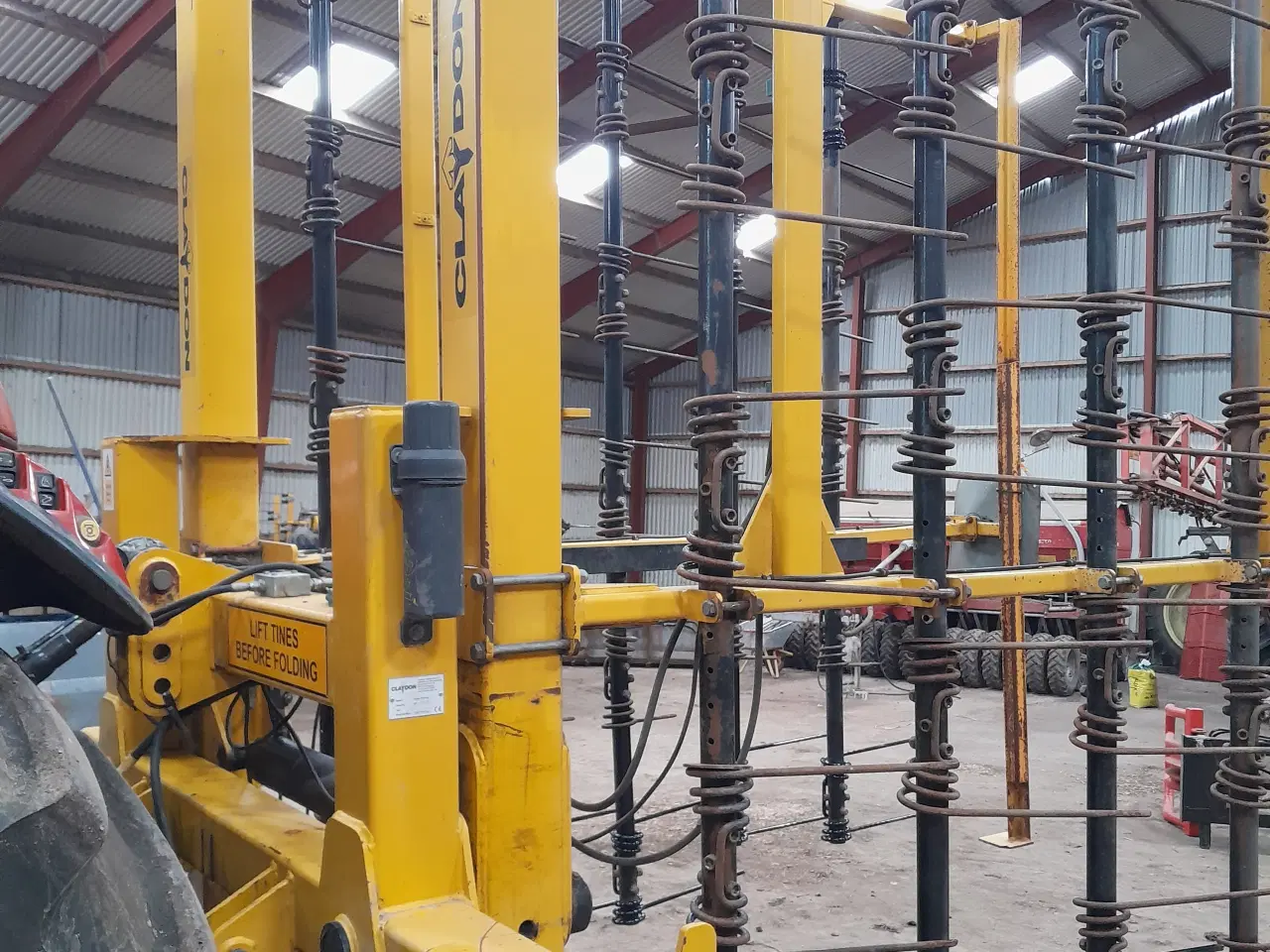 Billede 1 - Halm strigle Claydon