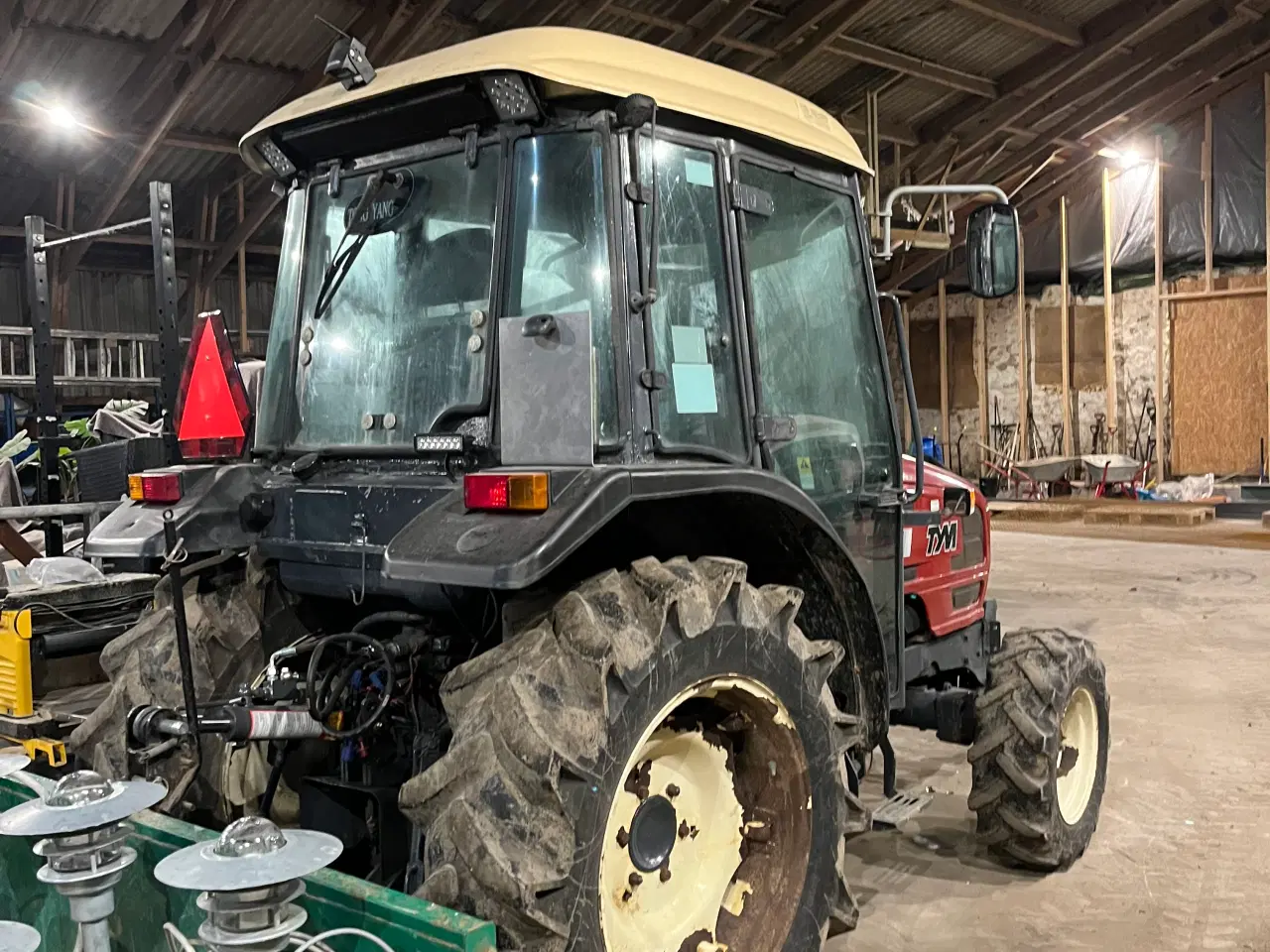 Billede 2 - Tym T431 kompakt traktor