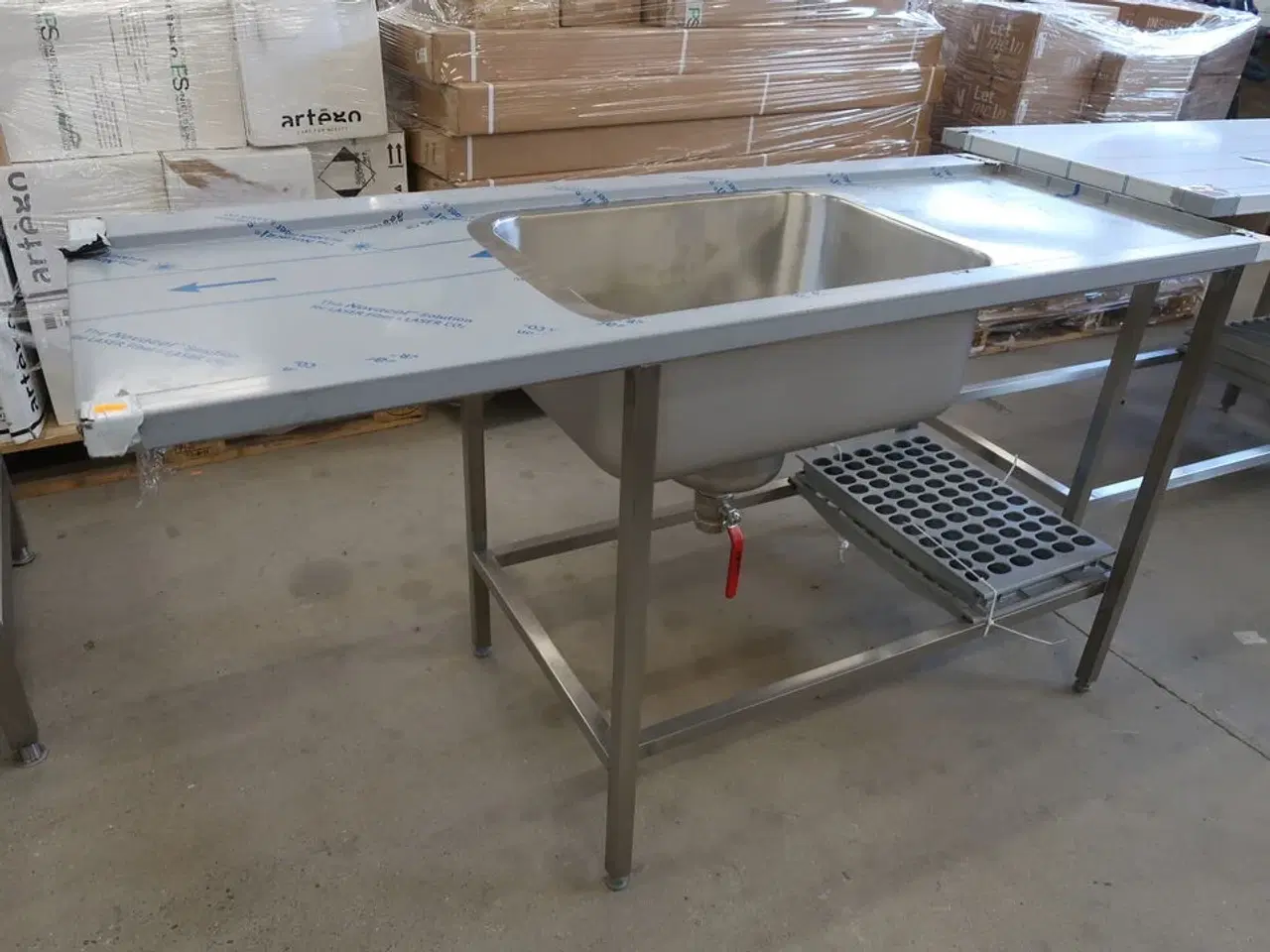 Billede 1 - Rustfri stålbord m. vask 160x65xH90cm