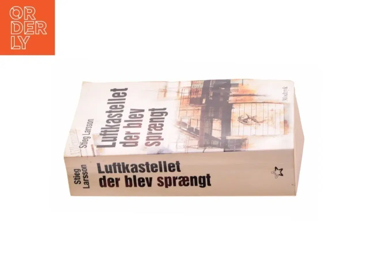 Billede 2 - Luftkastellet Der Blev Spraengt (af Stieg Larsson) [Imported] [Paperback] (Danish) (Millennium, 3. Bind) af Stieg Larsson (Bog)