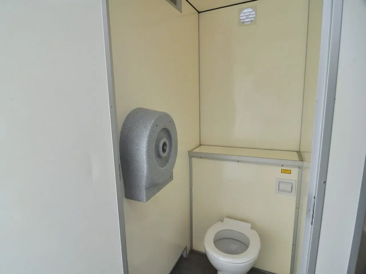 Billede 16 - Type 730: Herre-dame toiletvogn