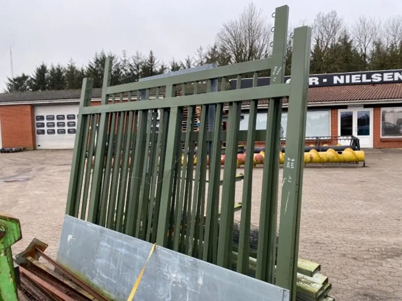 Billede 1 - Hegn 4 styk