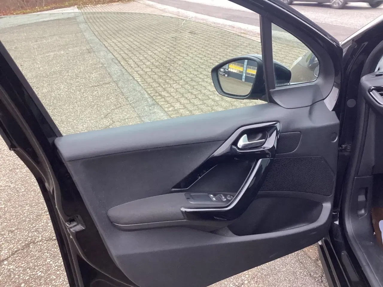 Billede 7 - Peugeot 208 1,6 BlueHDi 100 Chili Sky