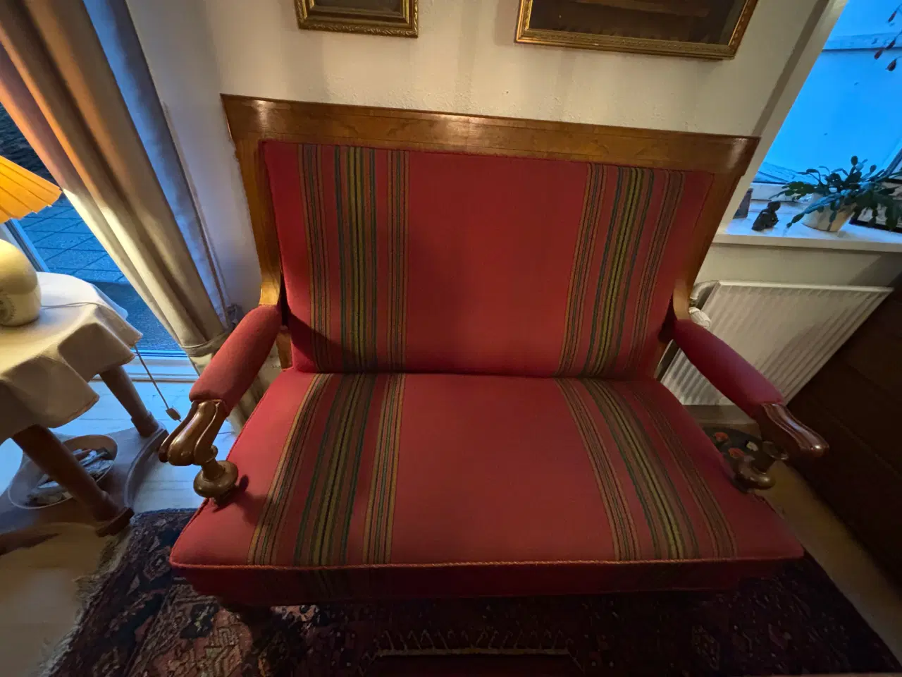 Billede 1 - Antik sofa med flot rød stof.