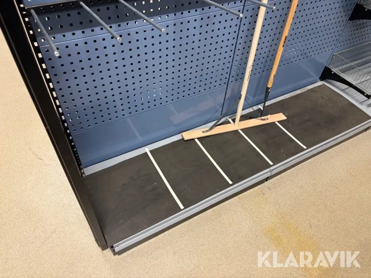 Billede 5 - Værksteds/butik inventar