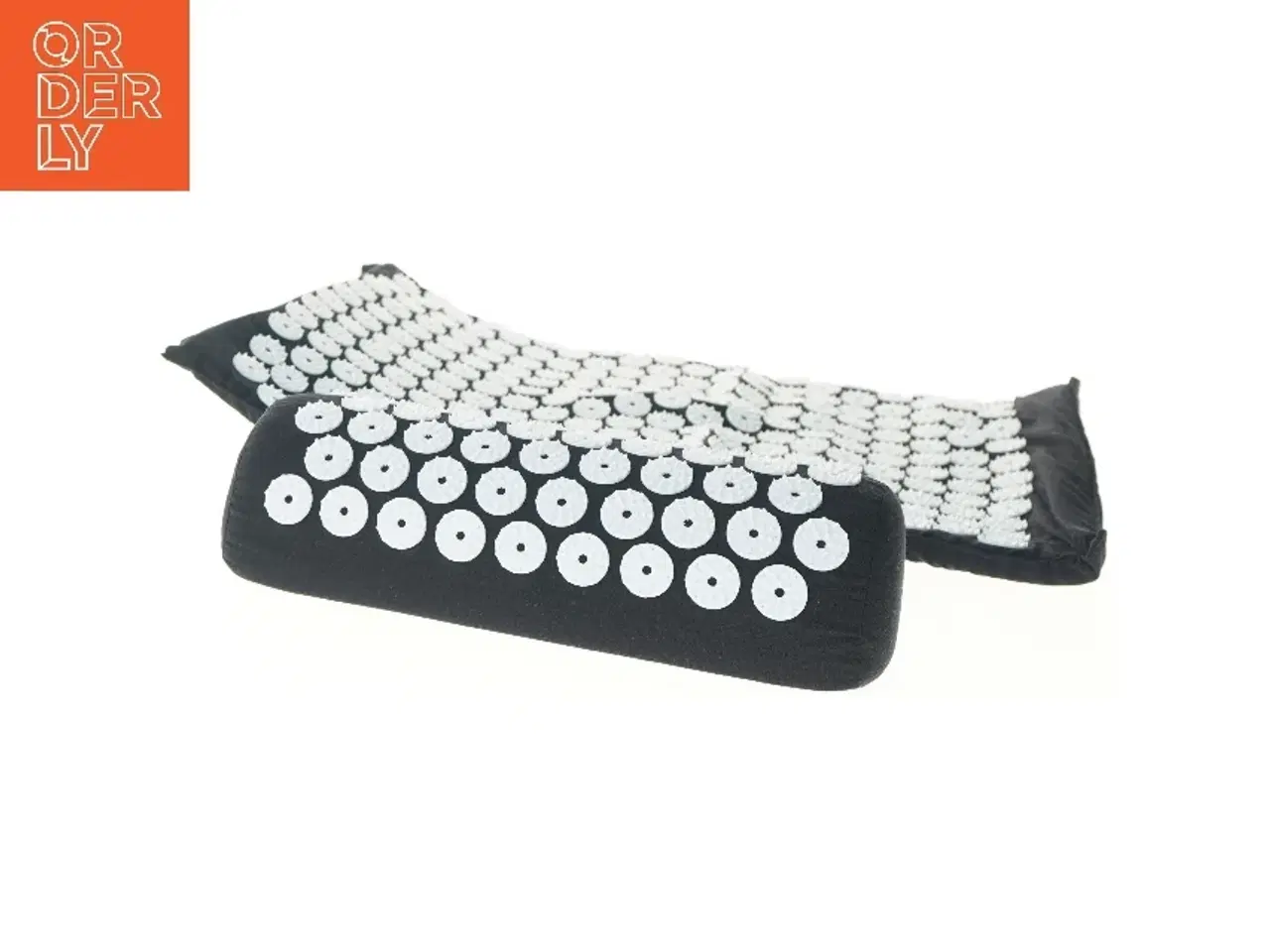 Billede 4 - Ubrugt, nyt sæt med Akupressurmåtte og pude (str. 64x40 & 37 cm)