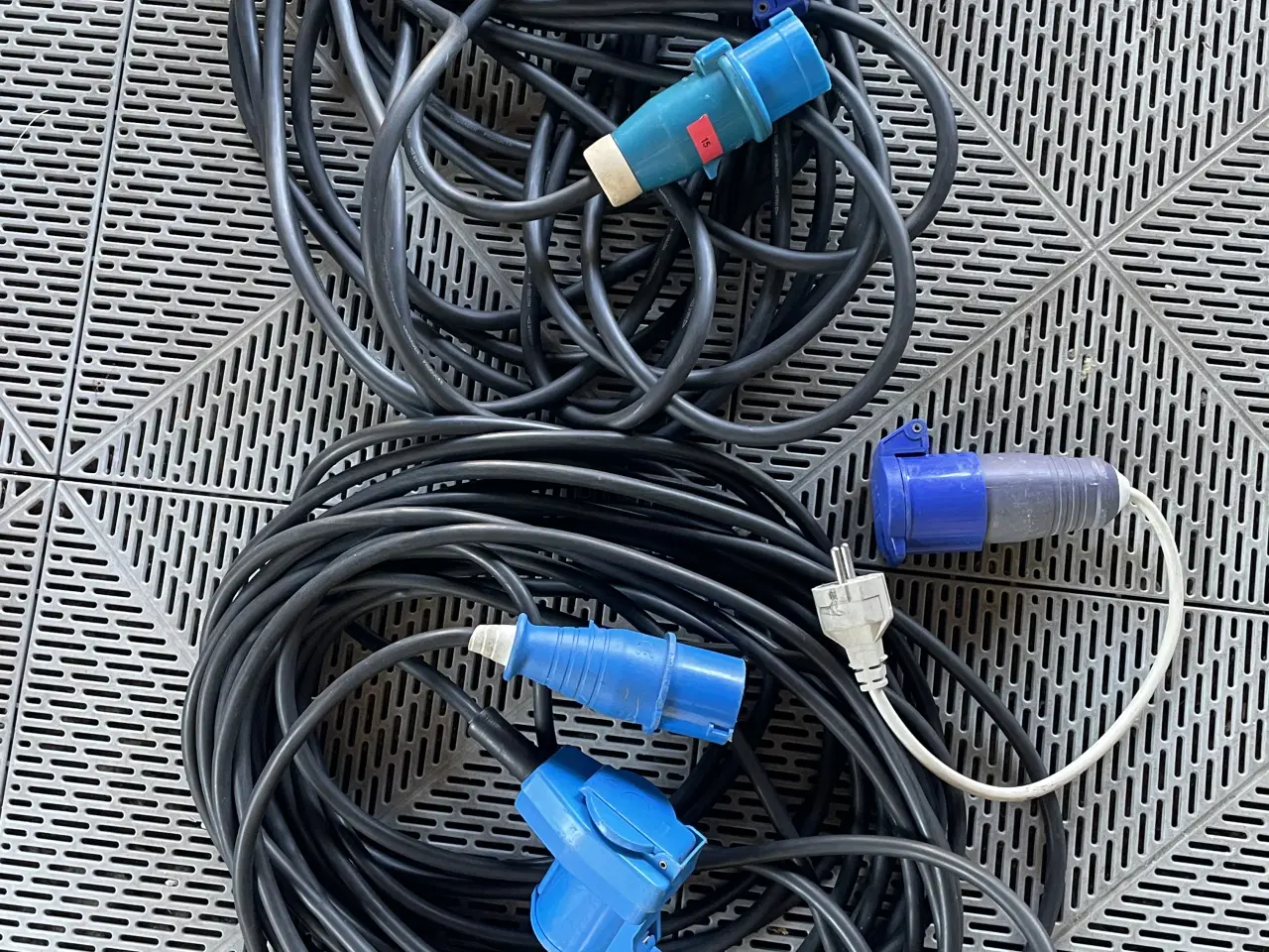Billede 1 - Camping forlængerledninger med blå CEE stik