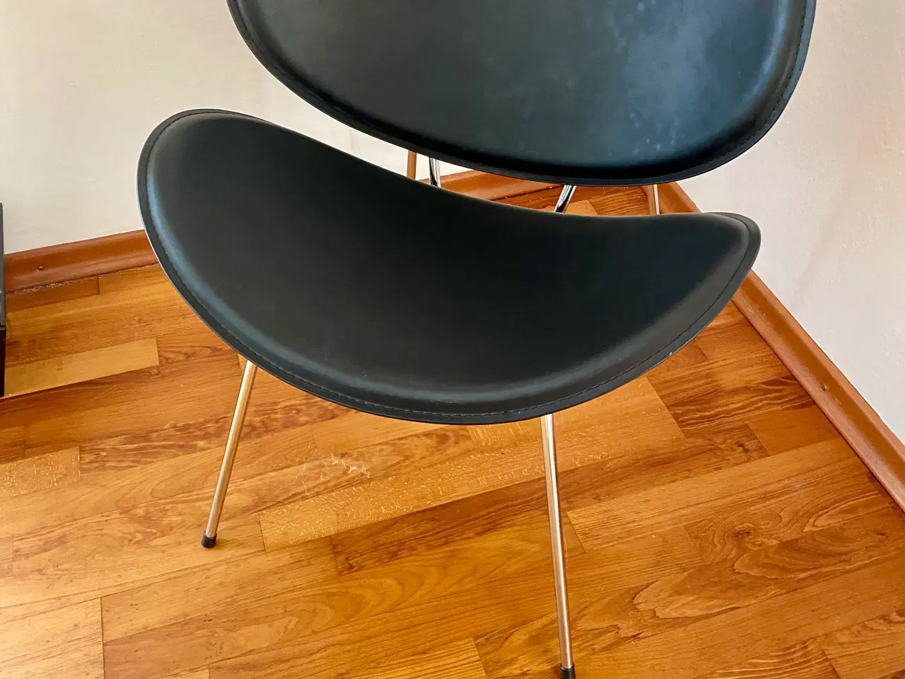 Billede 2 - Sofastol sort med krom ben