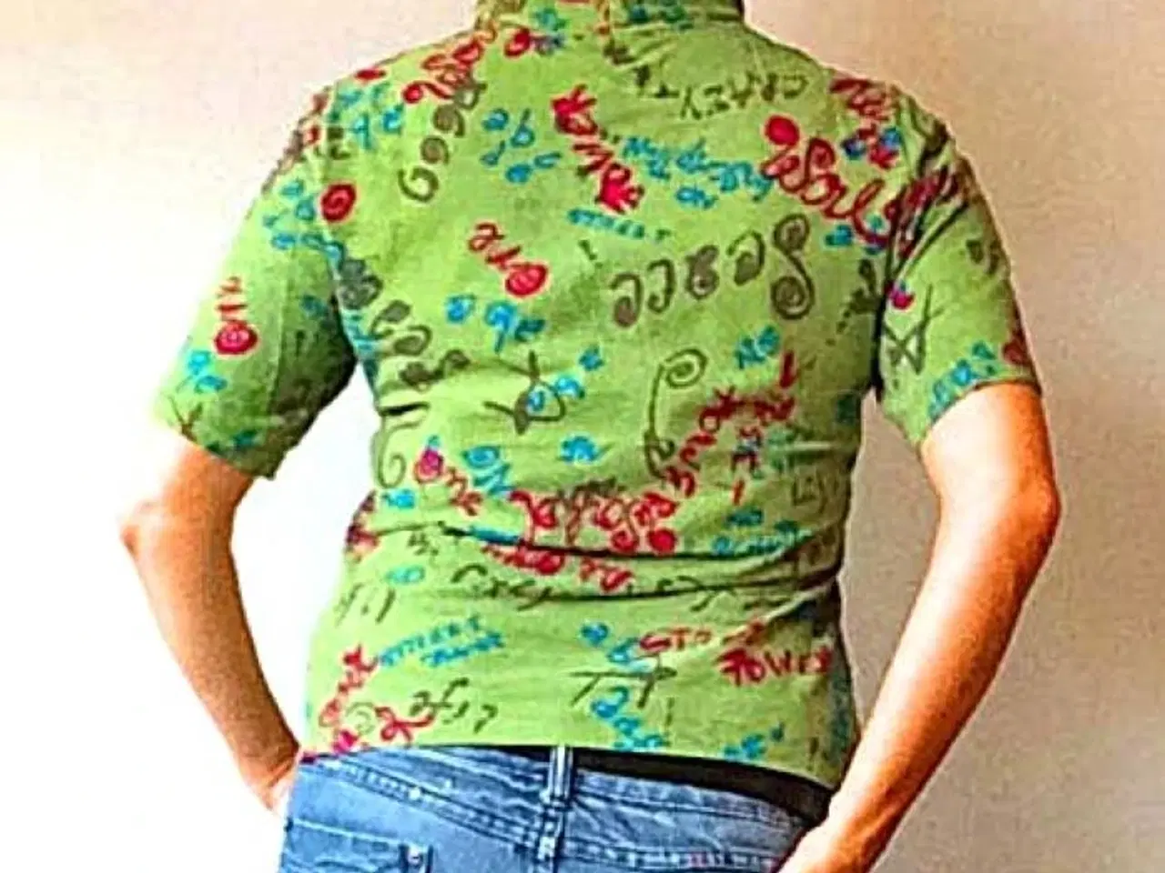 Billede 6 - T-shirt med graffiti - hjemmesyet unika