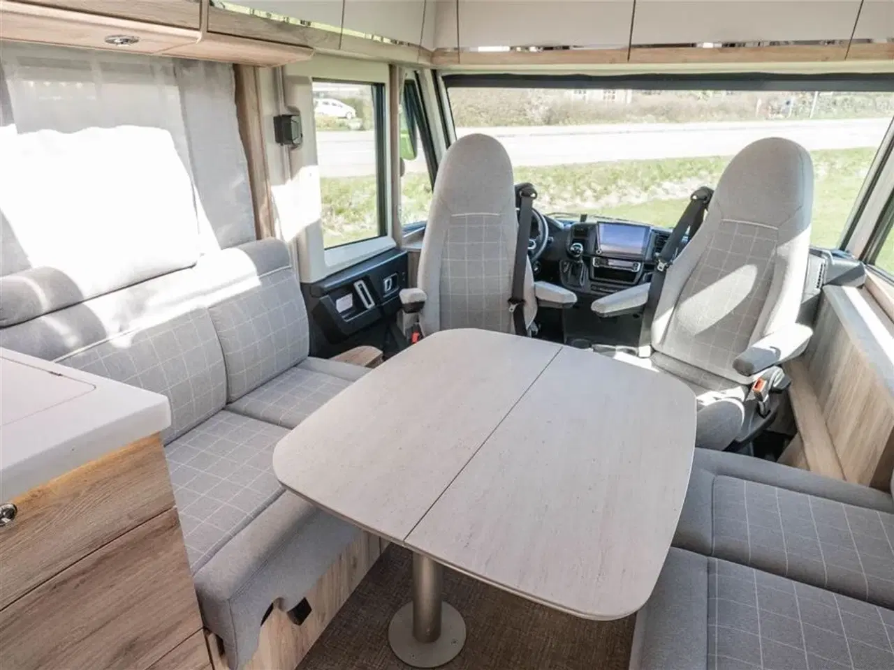 Billede 11 - 2022 - Euramobil Integra Line 720 EF   Tysk kvalitet og luksus