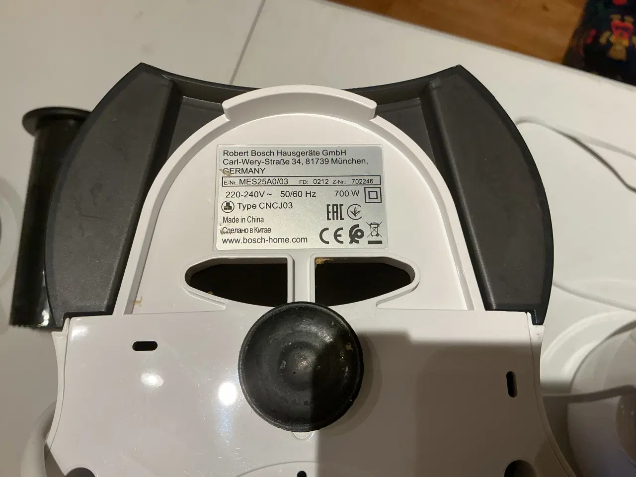 Billede 3 - Bosch Saftpresser (700W) & Clatronic ismaskine for