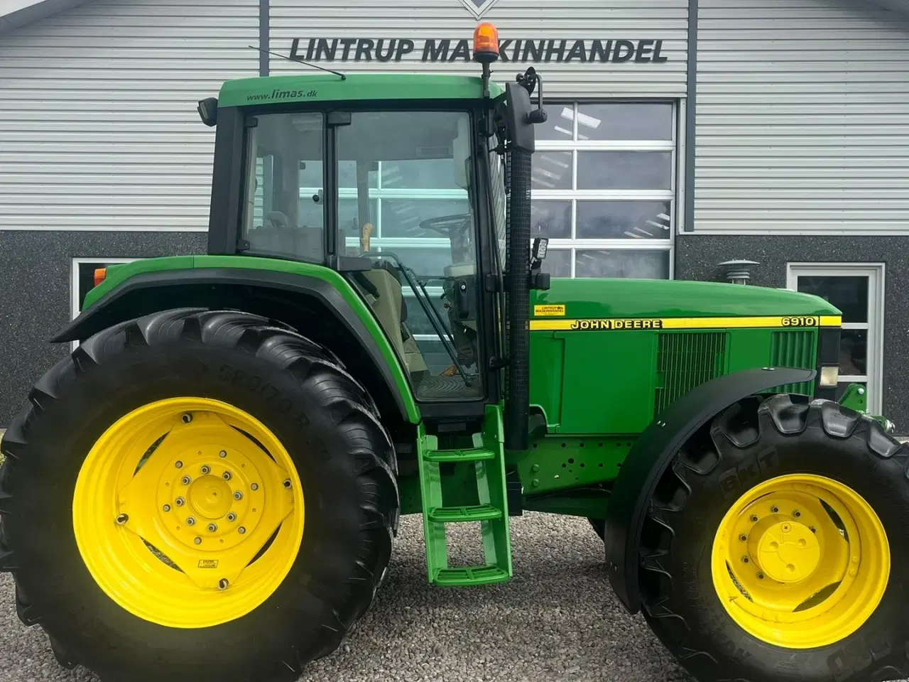 Billede 9 - John Deere 6910 TLS, AutoQurd, Hjørnestops computer og frontlift