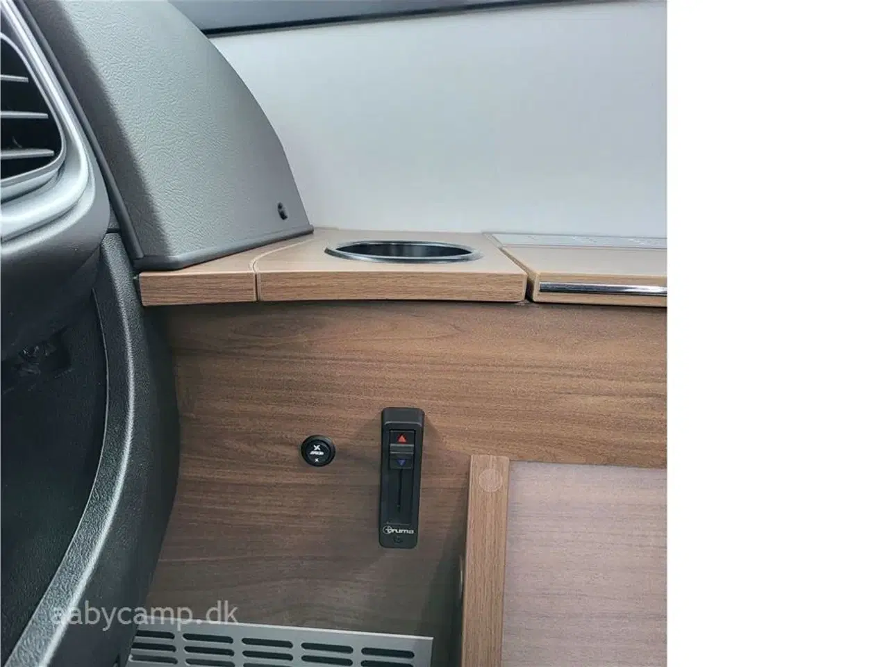 Billede 24 - 0 - Frankia Topudstyret Titan 790, 5500 kg, luft bagaksel, 180 HK, Alde Centralvarme