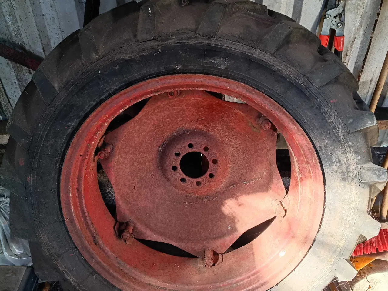 Billede 2 - Ferguson fælg og dæk 
