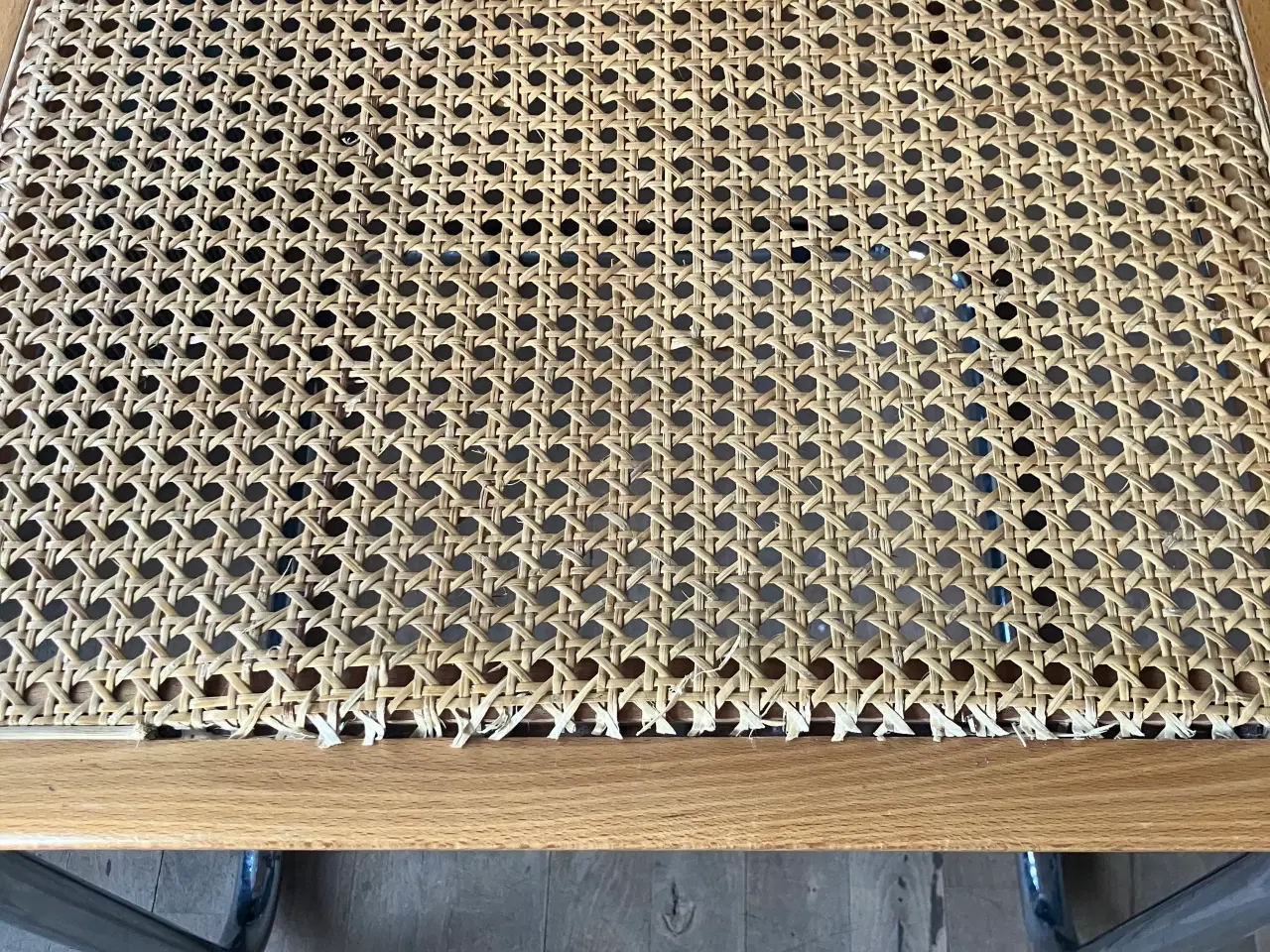 Billede 4 - Frisvinger stol med fransk flet