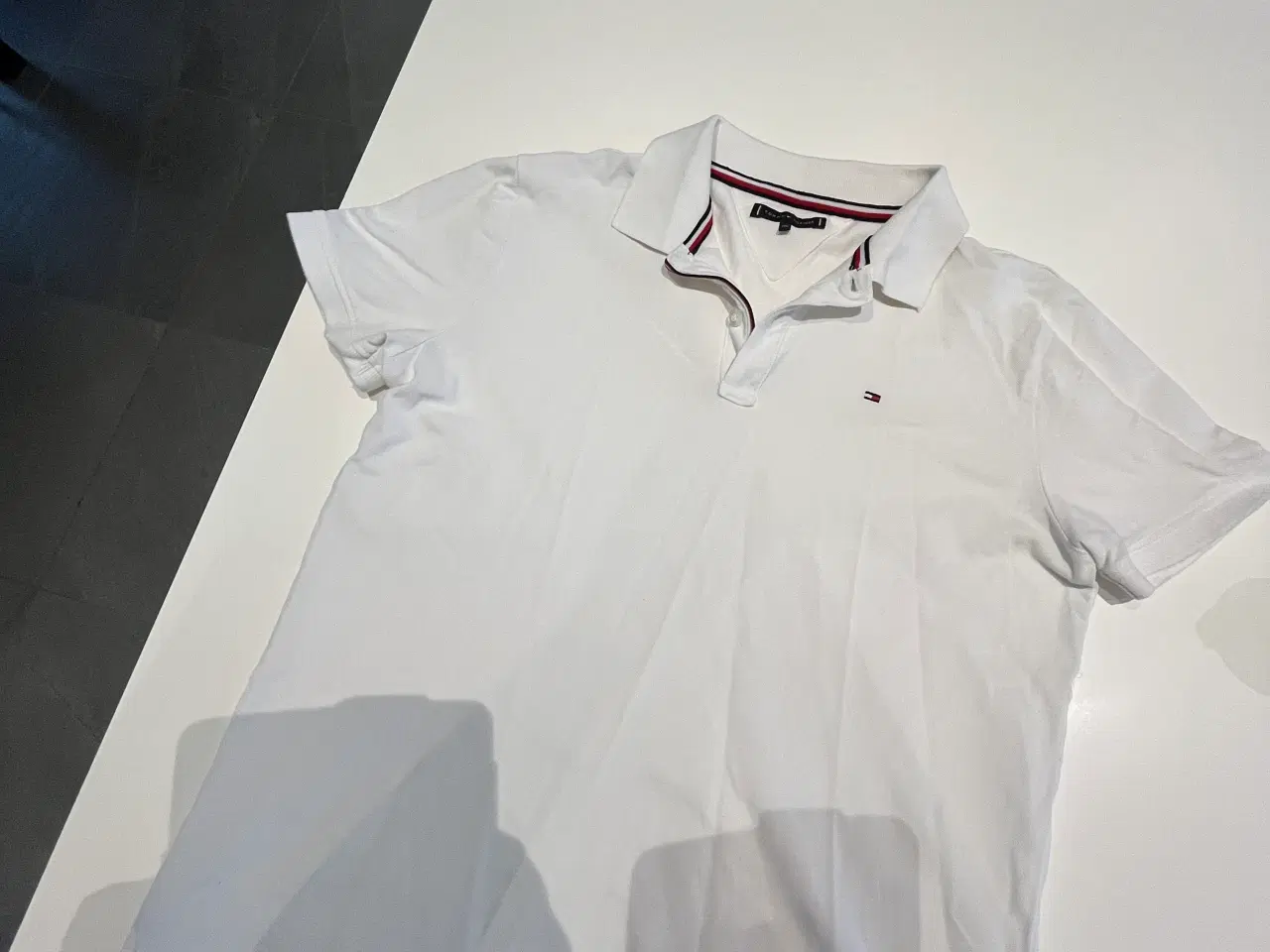 Billede 1 - Tommy Hilfiger polo t shirt